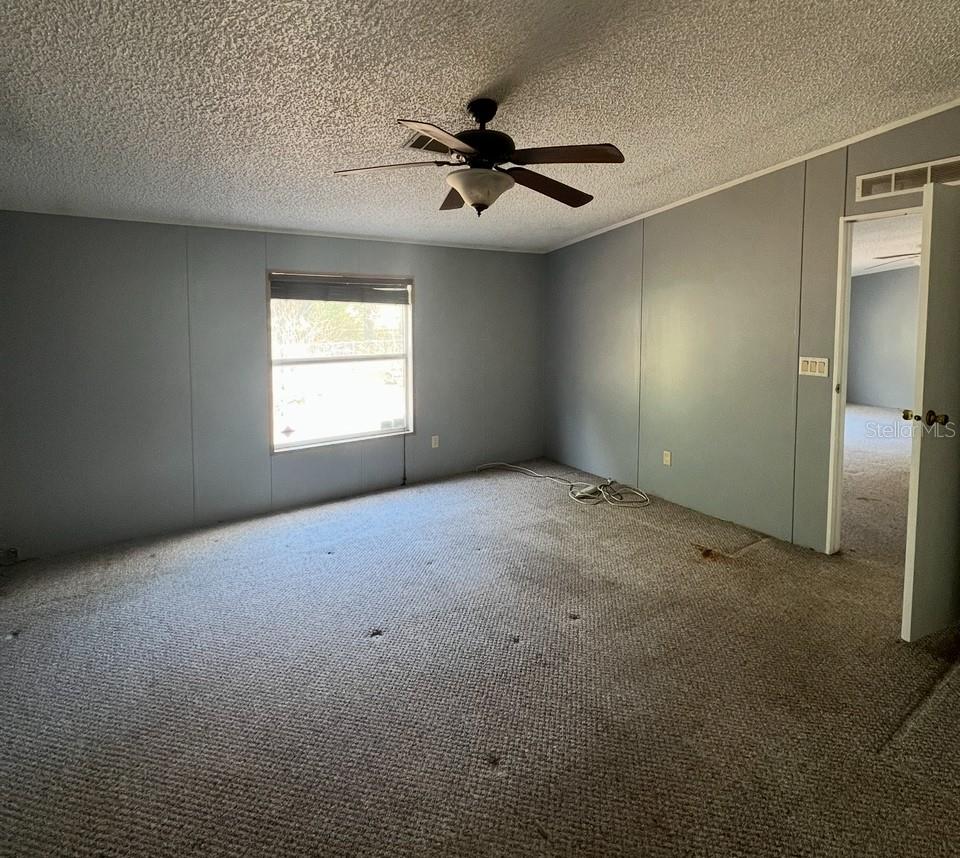 Image 21 of 24 For 13535 Grandville Avenue