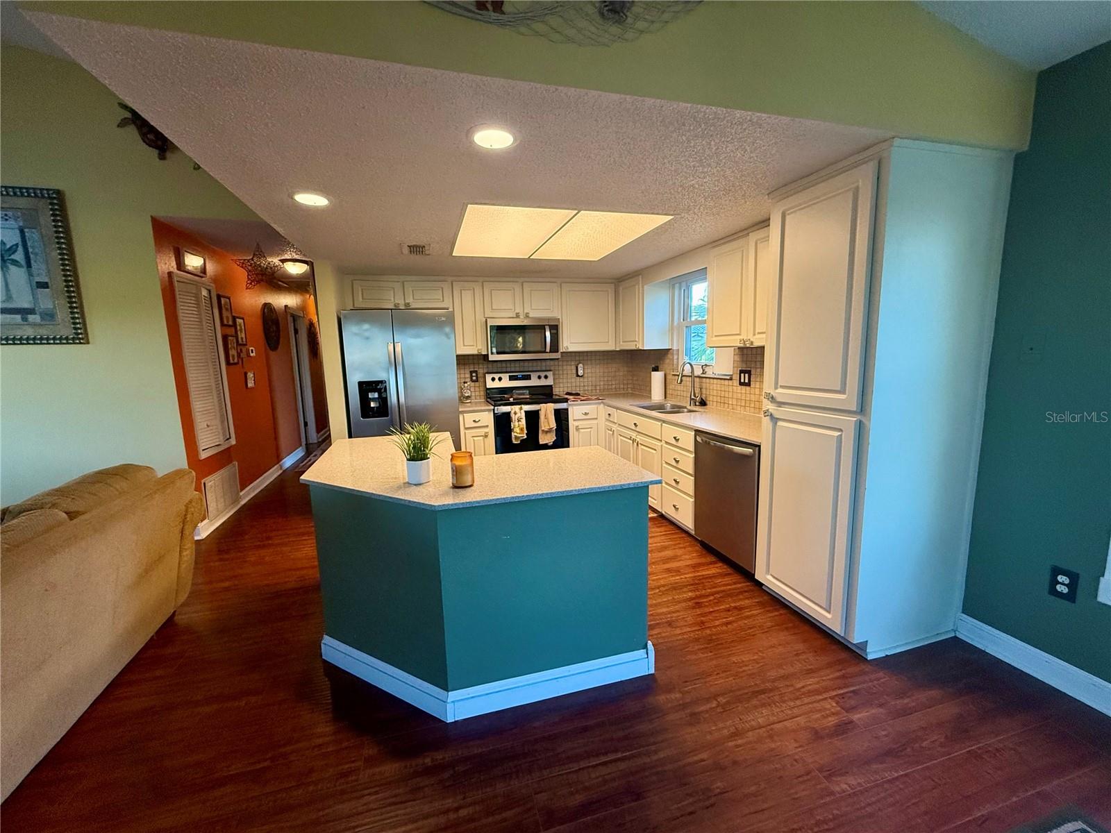 Image 43 of 69 For 3338 Fernleaf Drive