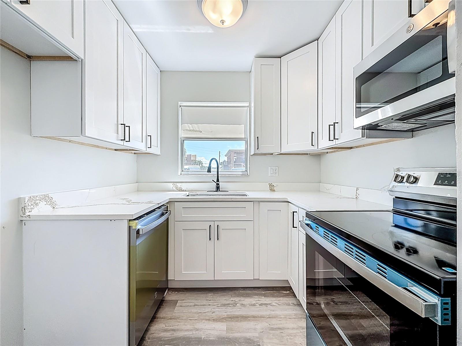 Image 24 of 52 For 184 117th Avenue 2