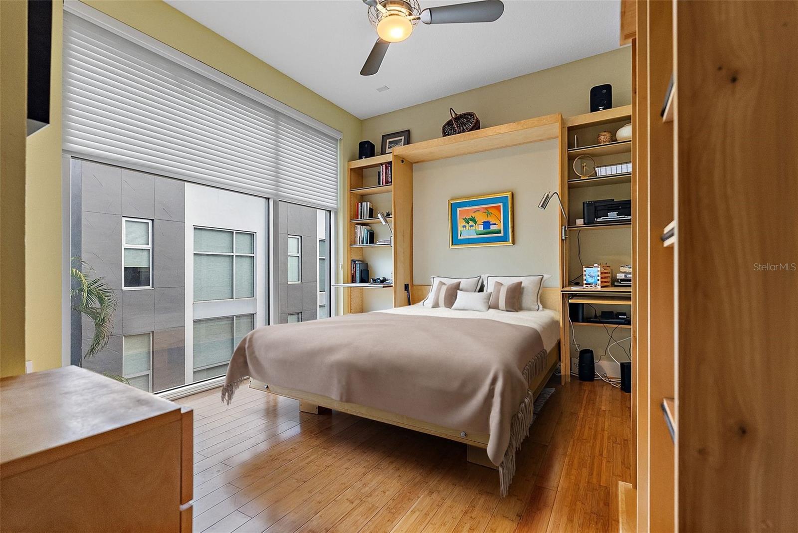 Image 11 of 31 For 325 5th Avenue S 10