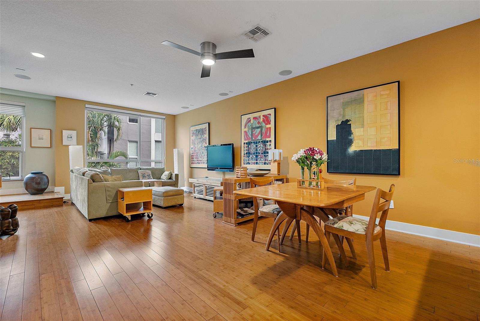 Image 5 of 31 For 325 5th Avenue S 10