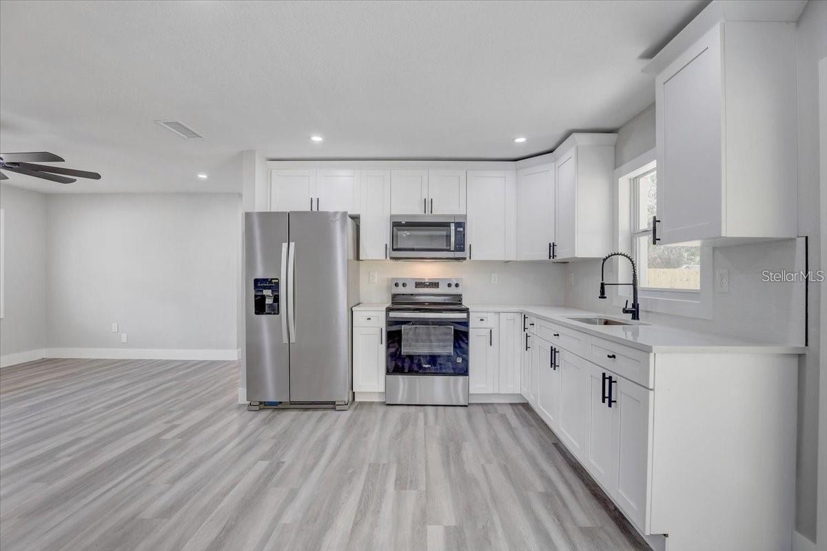 Image 7 of 20 For 6347 Lansdale Circle