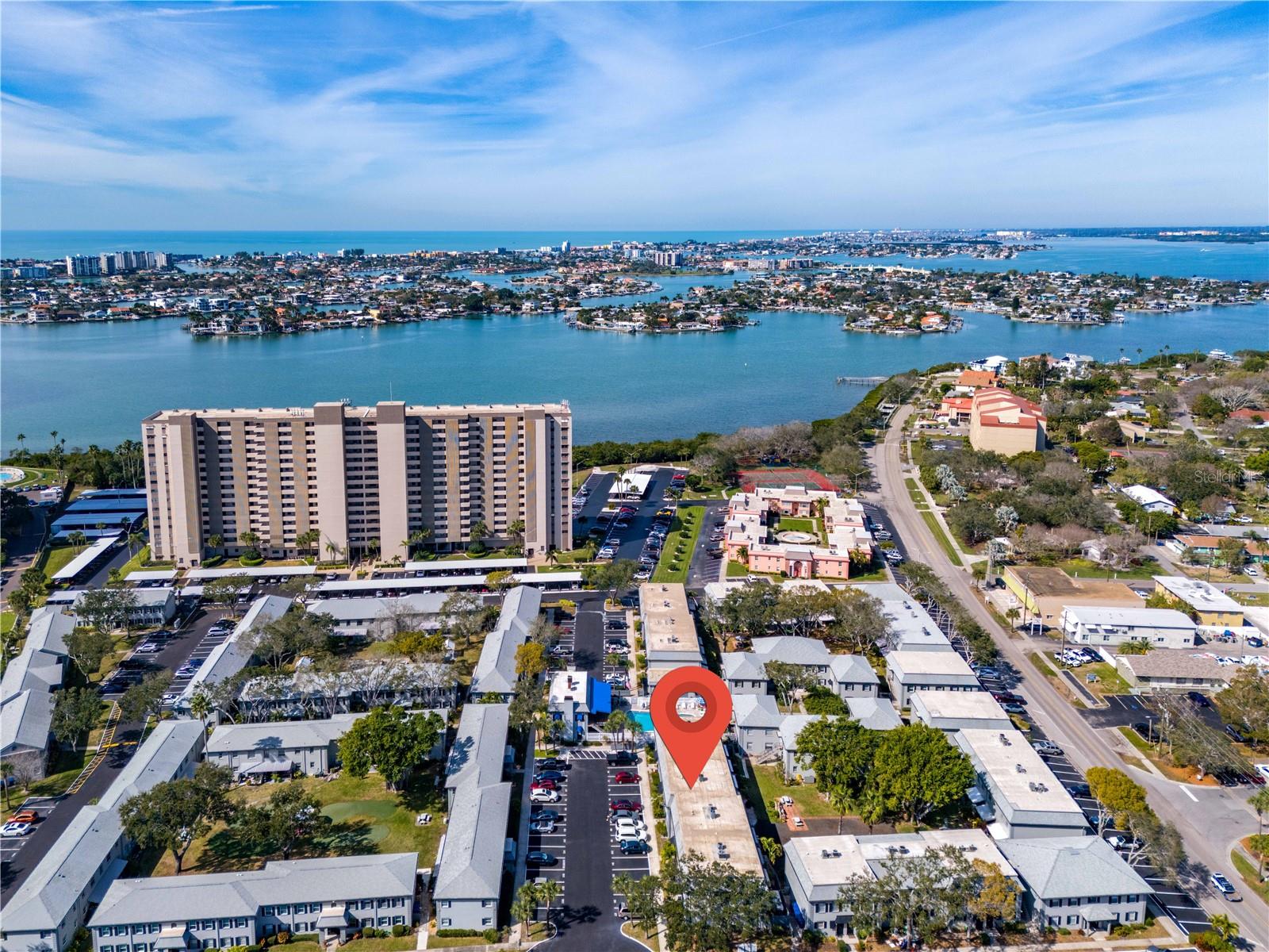 Image 35 of 41 For 6927 Place De La Paix  6927