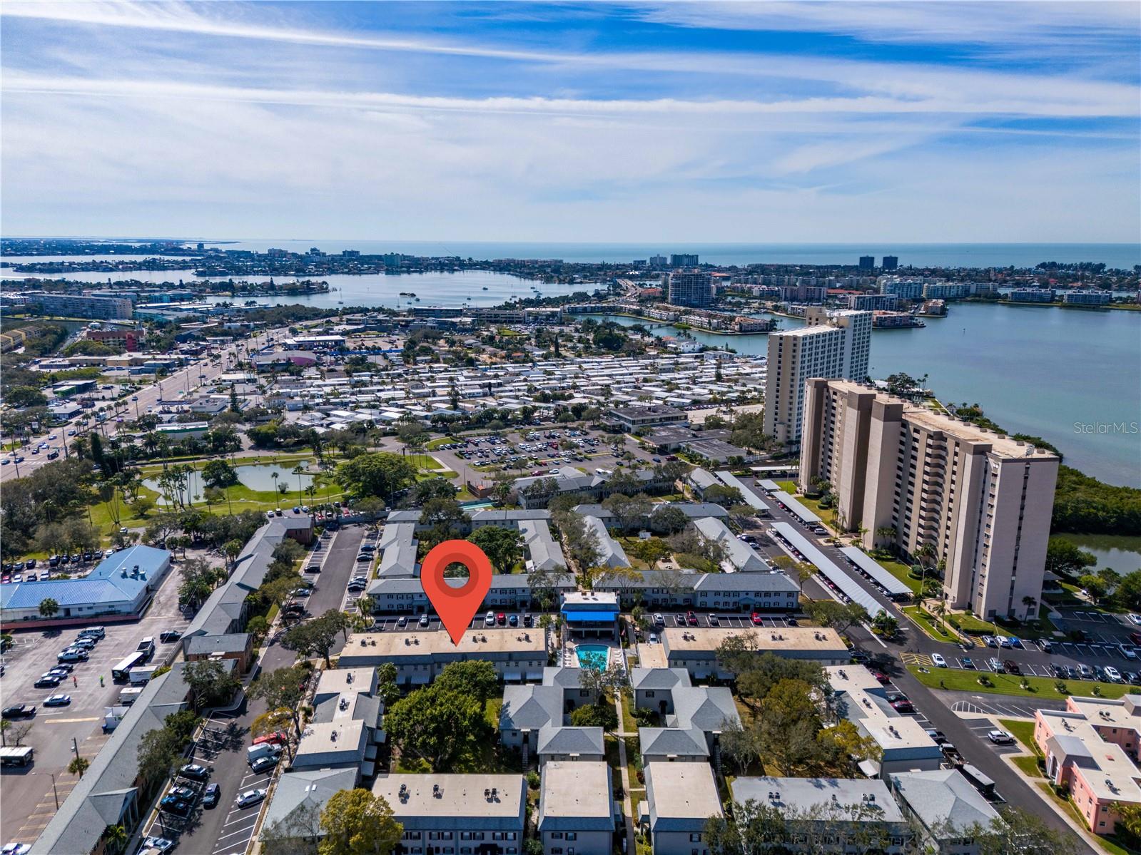 Image 37 of 41 For 6927 Place De La Paix  6927