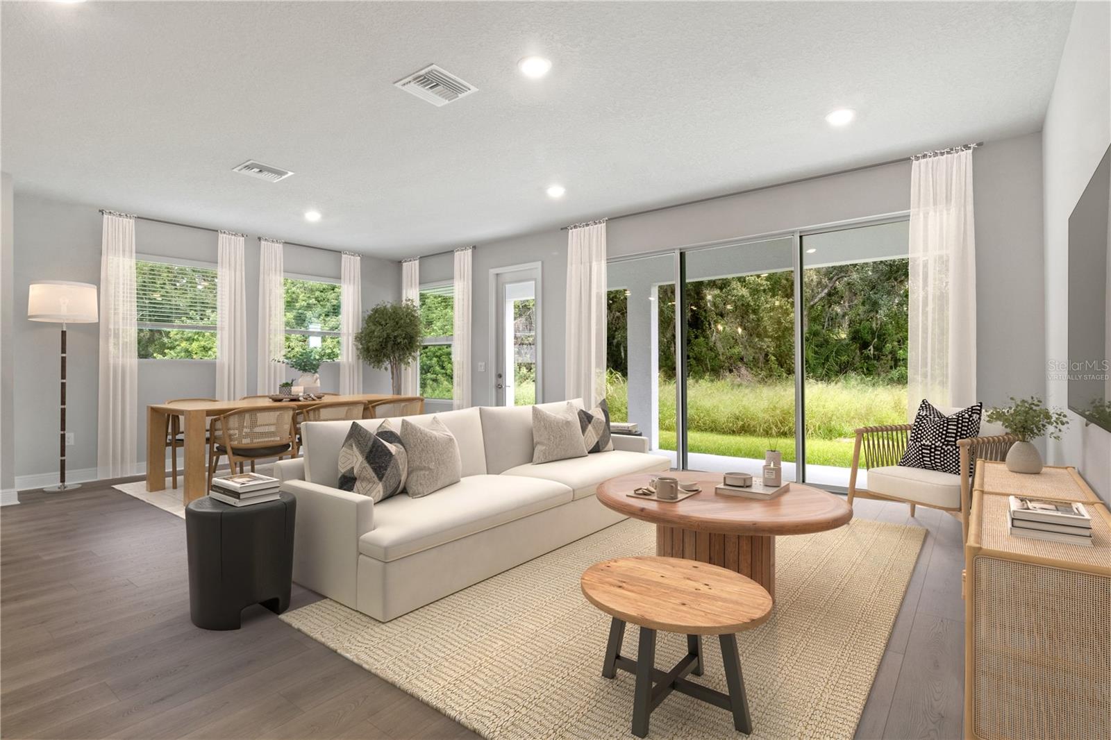 Image 5 of 43 For 11908 Richmond Trail