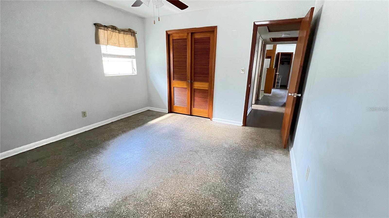 Image 12 of 24 For 10705 Dixon Avenue