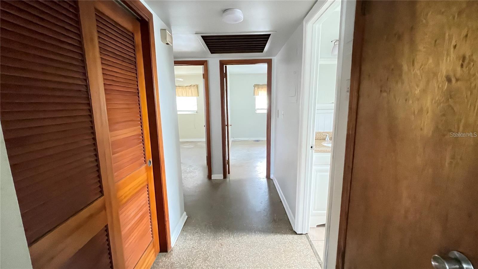 Image 9 of 24 For 10705 Dixon Avenue