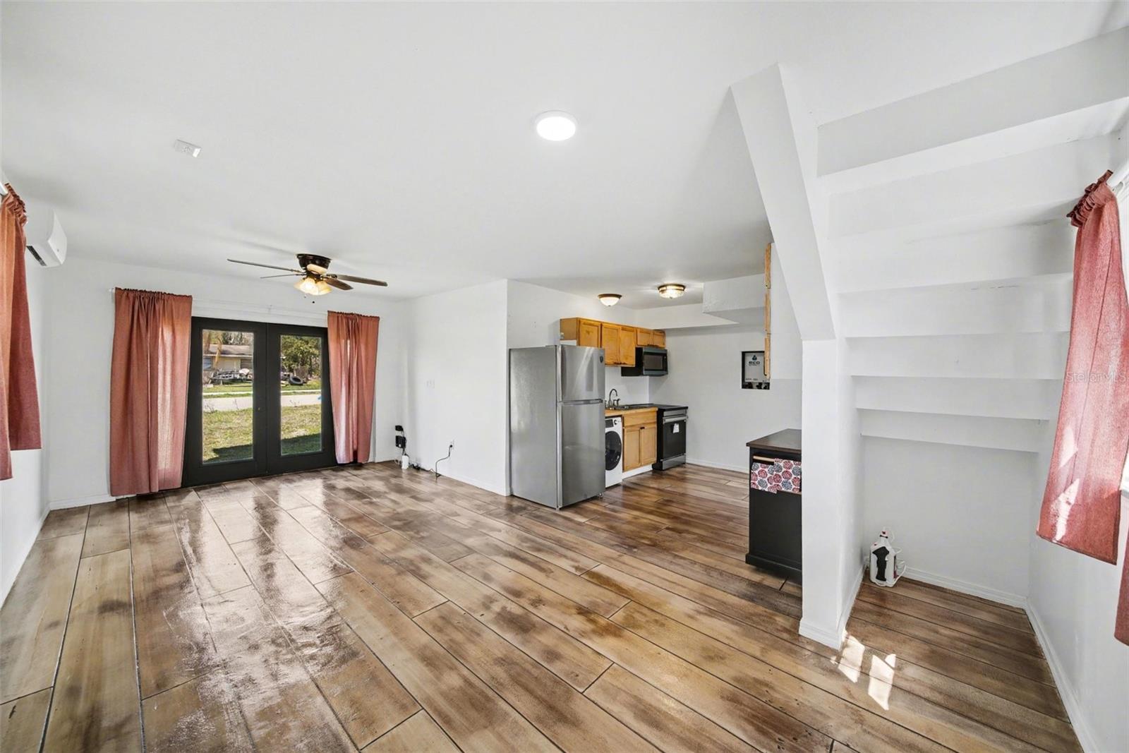 Image 8 of 21 For 38250 13th Avenue