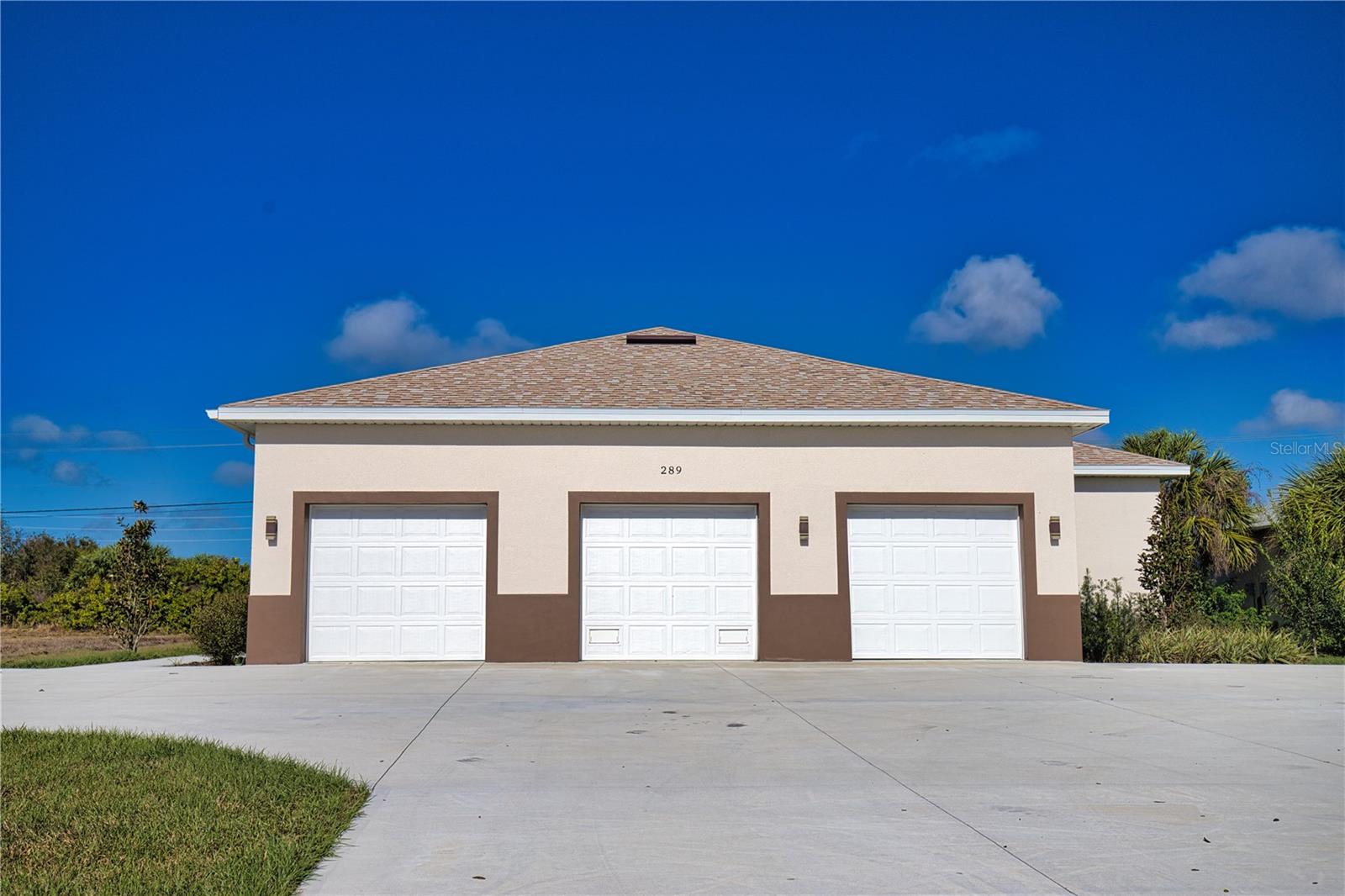 Image 6 of 44 For 289 Boundary Blvd 203