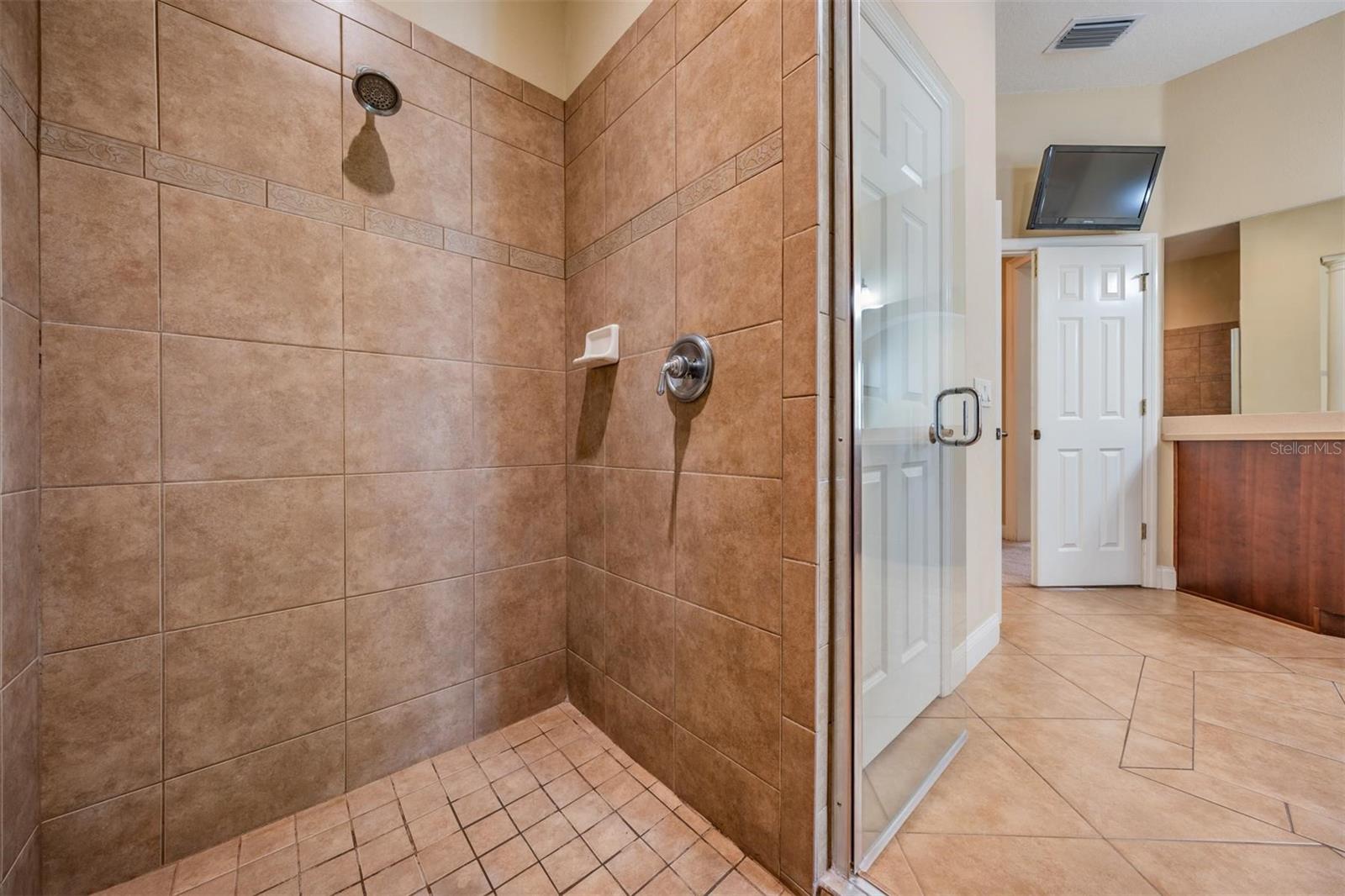 Image 26 of 53 For 12408 Eagles Entry Drive