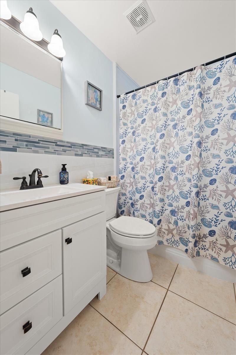 Image 15 of 33 For 1339 Russell Drive N