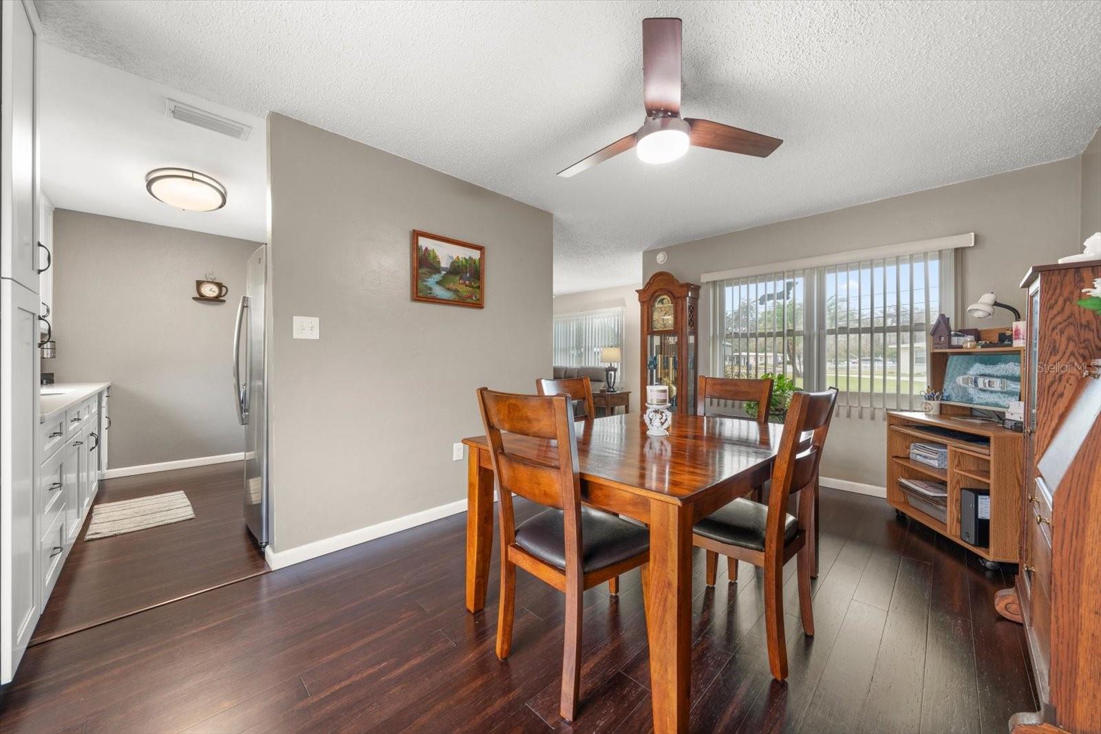 Image 9 of 33 For 1339 Russell Drive N