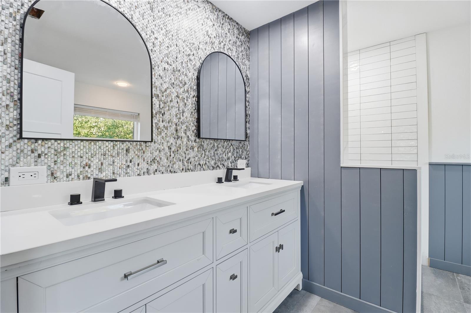 Image 23 of 45 For 1729 3rd Court