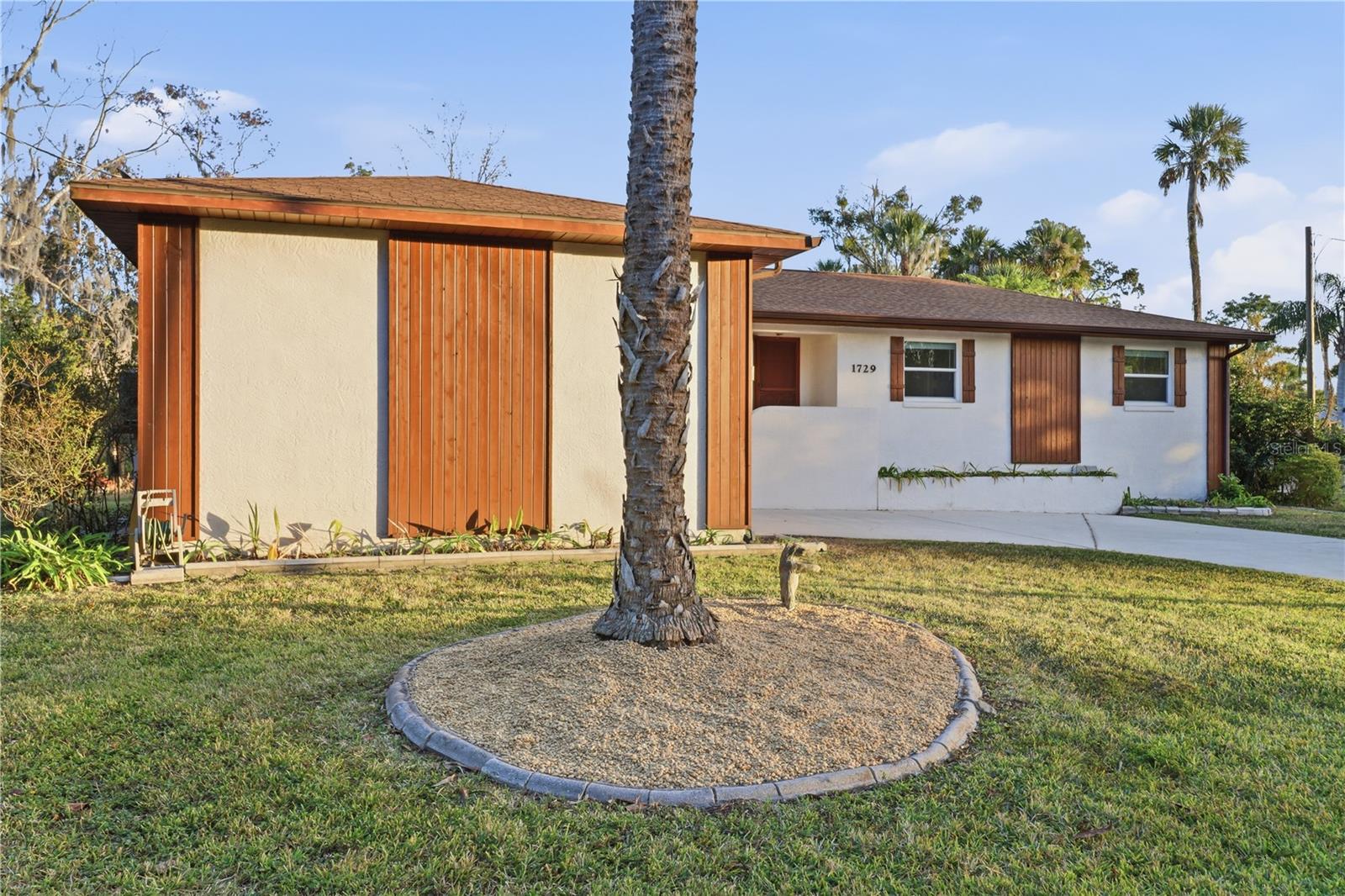 Image 3 of 45 For 1729 3rd Court