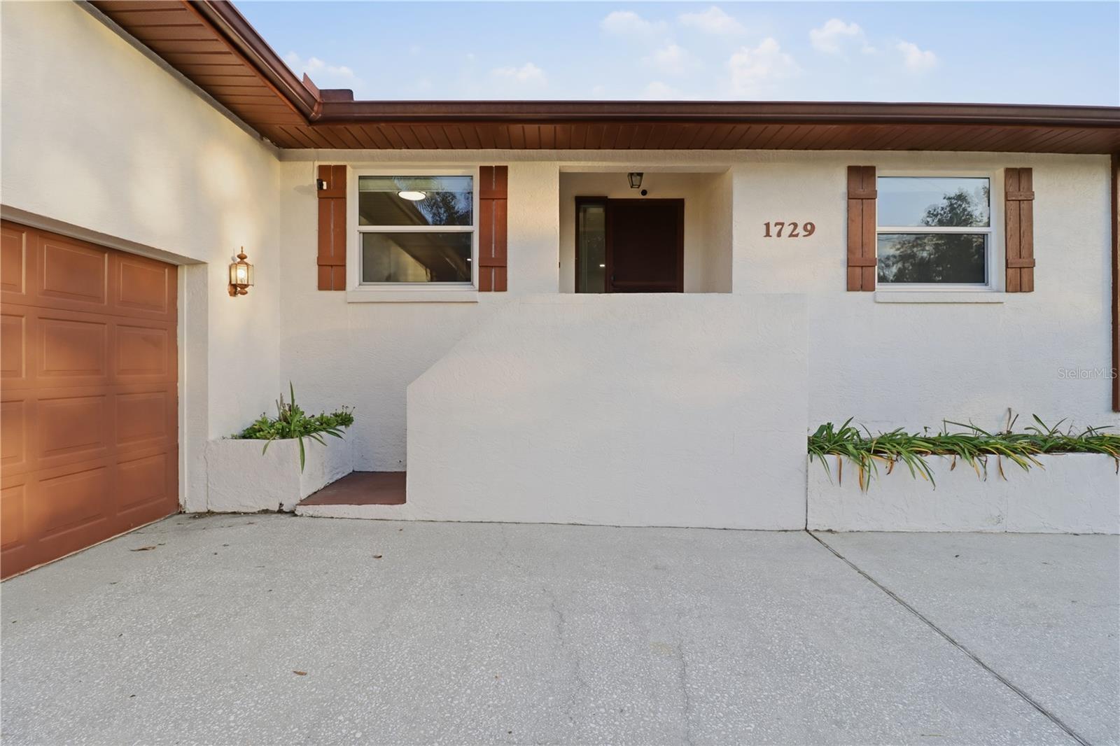 Image 30 of 45 For 1729 3rd Court