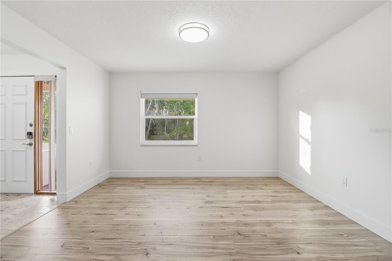 Image 34 of 45 For 1729 3rd Court