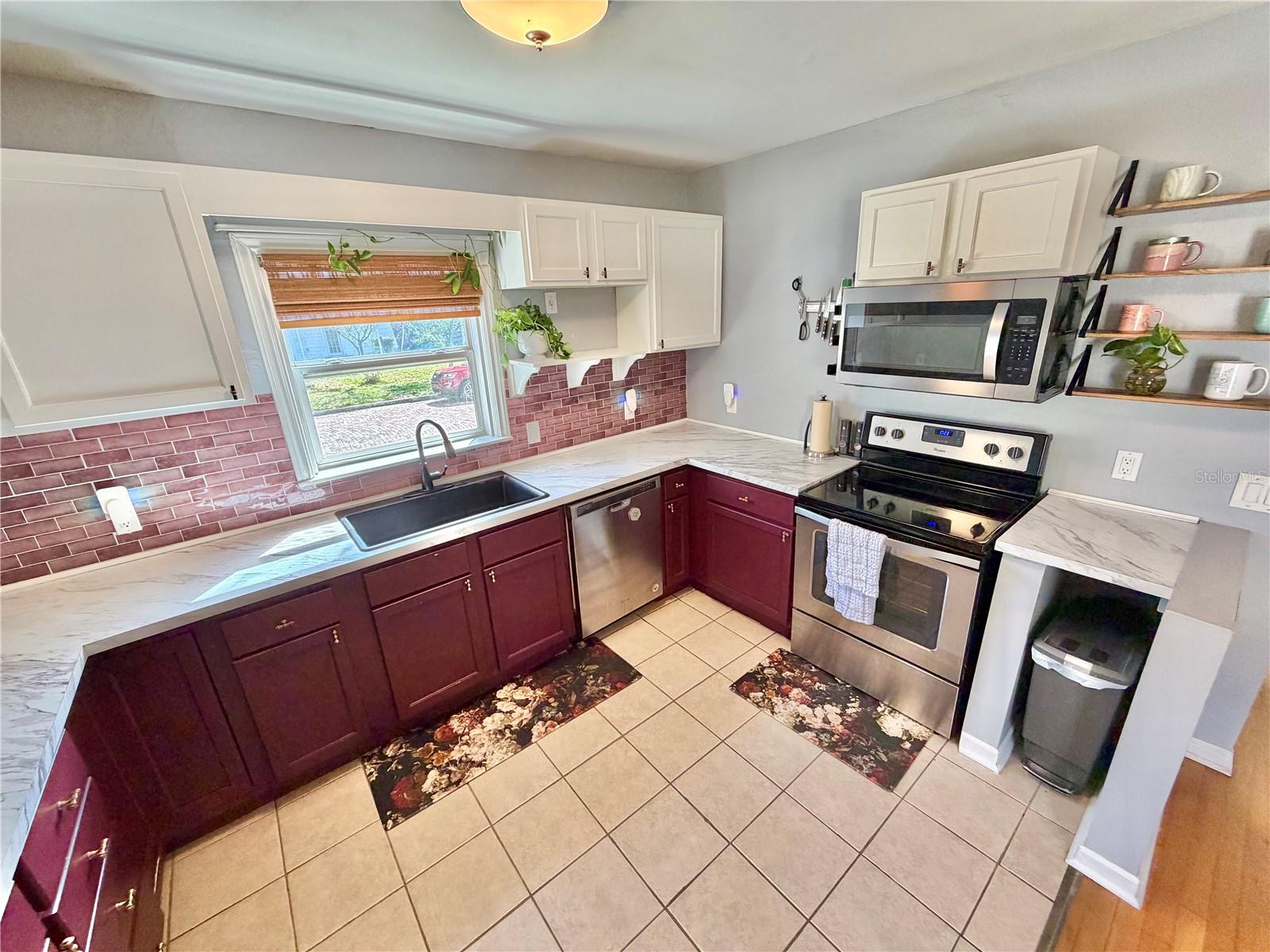 Image 11 of 33 For 4701 1st Avenue N