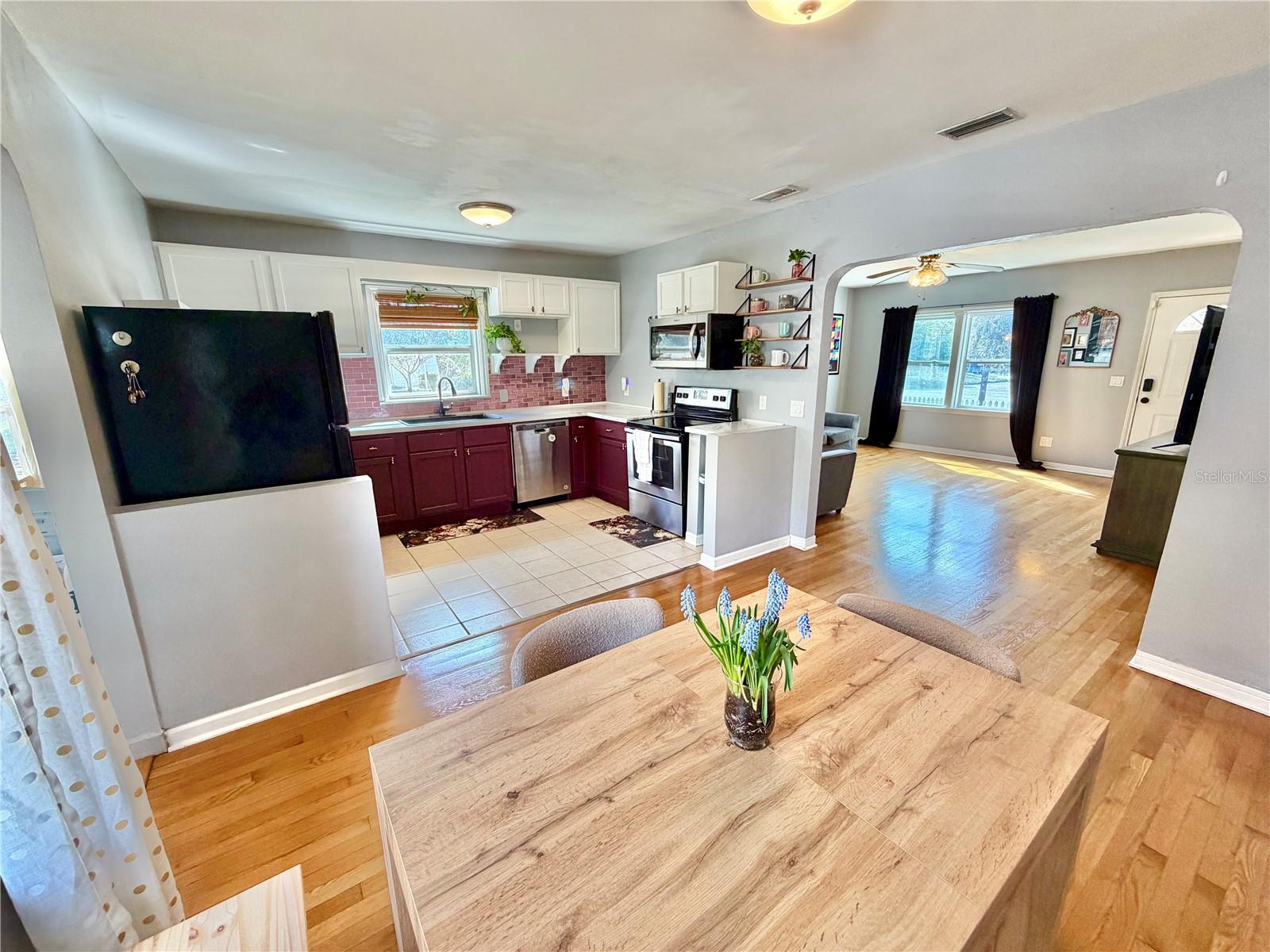 Image 9 of 33 For 4701 1st Avenue N