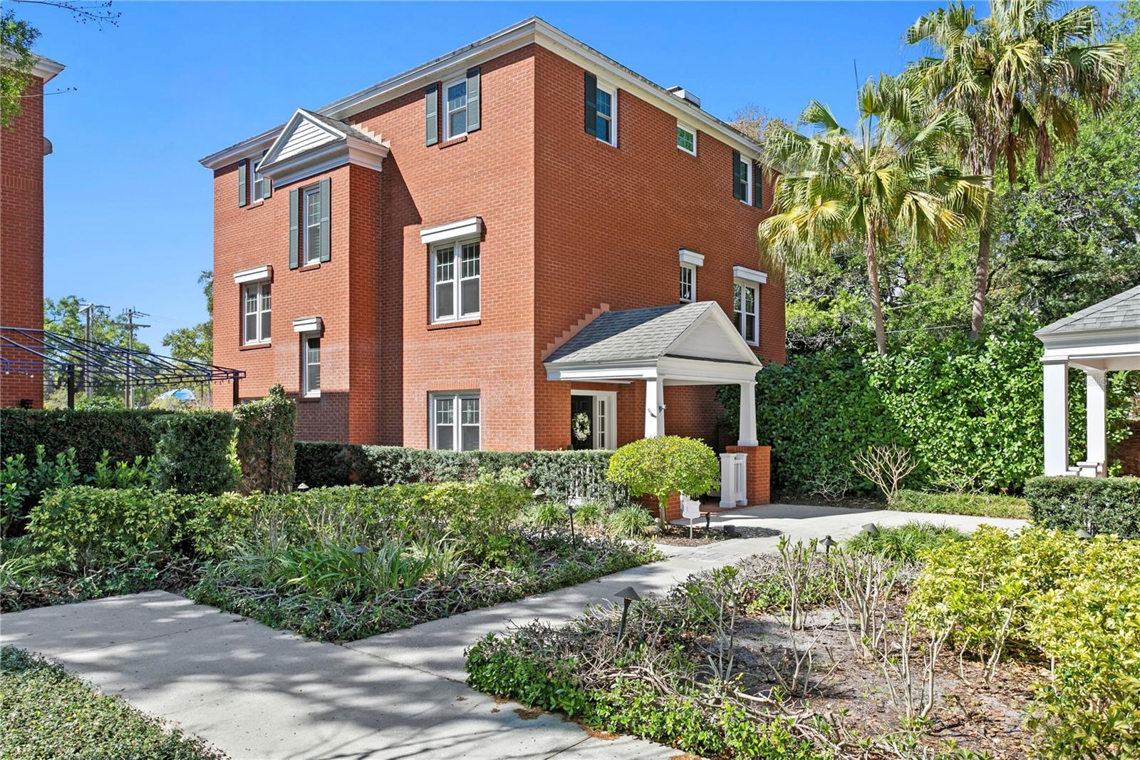 Image 11 of 84 For 811 Rome Avenue