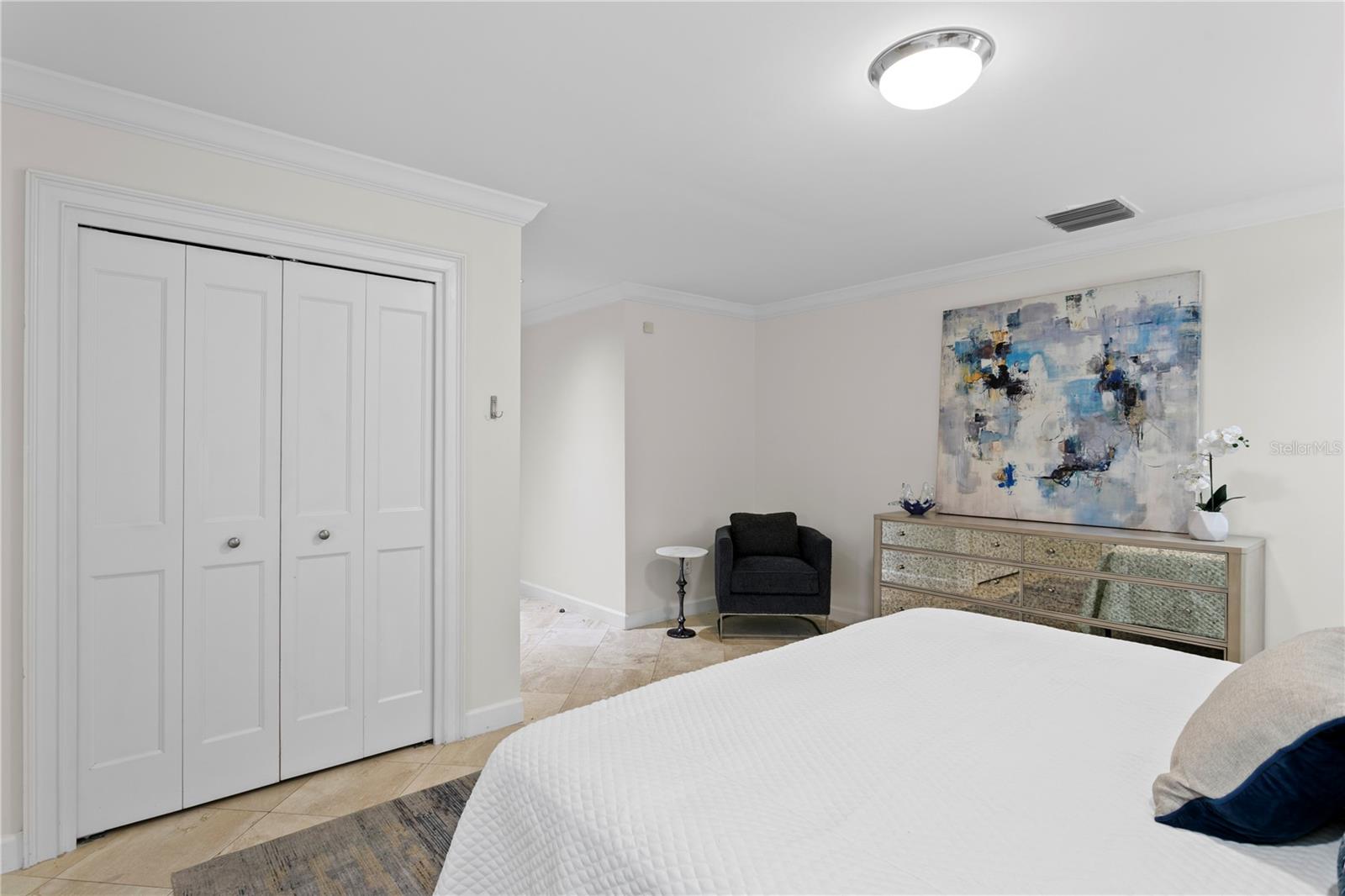 Image 16 of 84 For 811 Rome Avenue