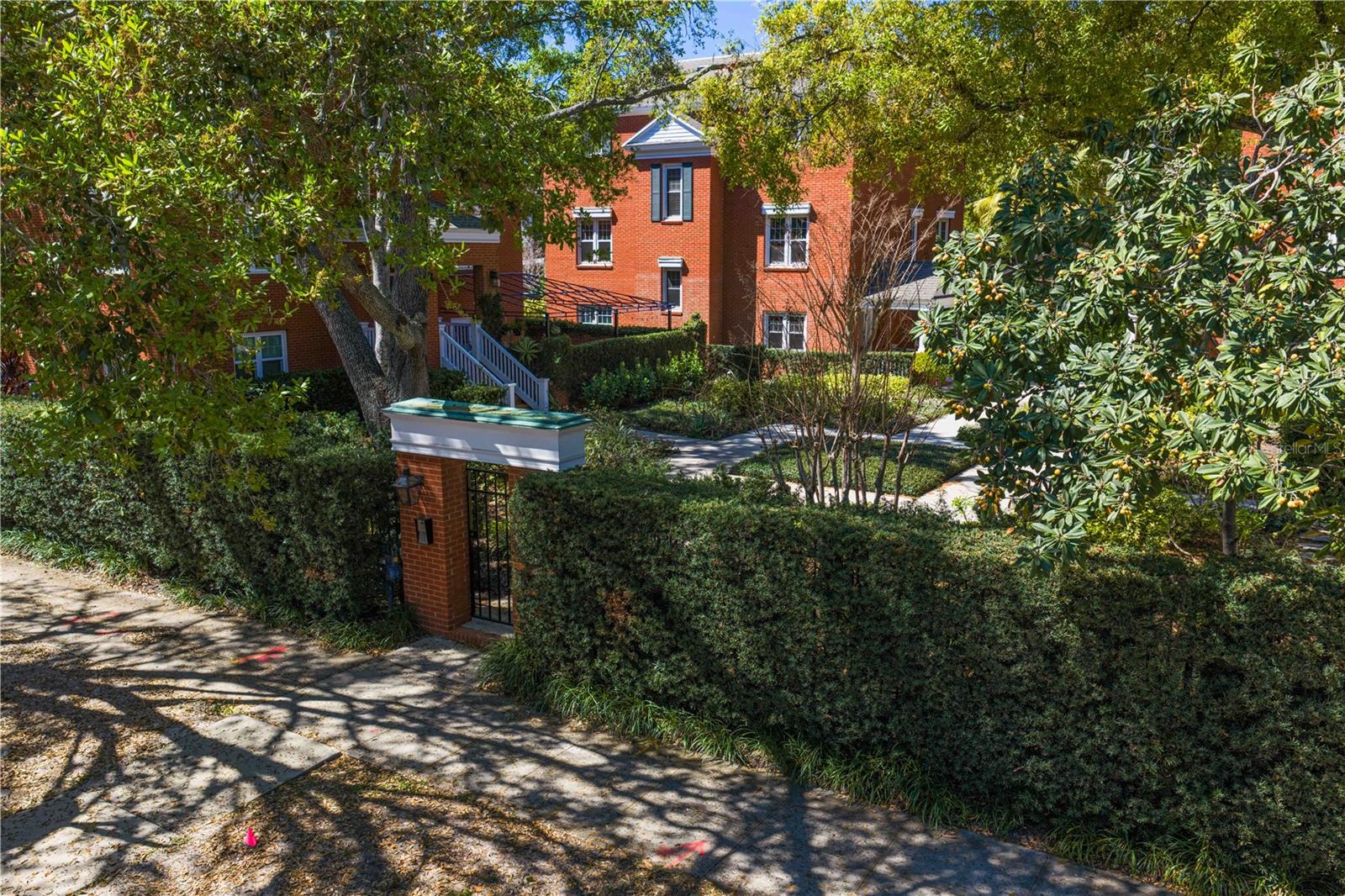 Image 2 of 84 For 811 Rome Avenue