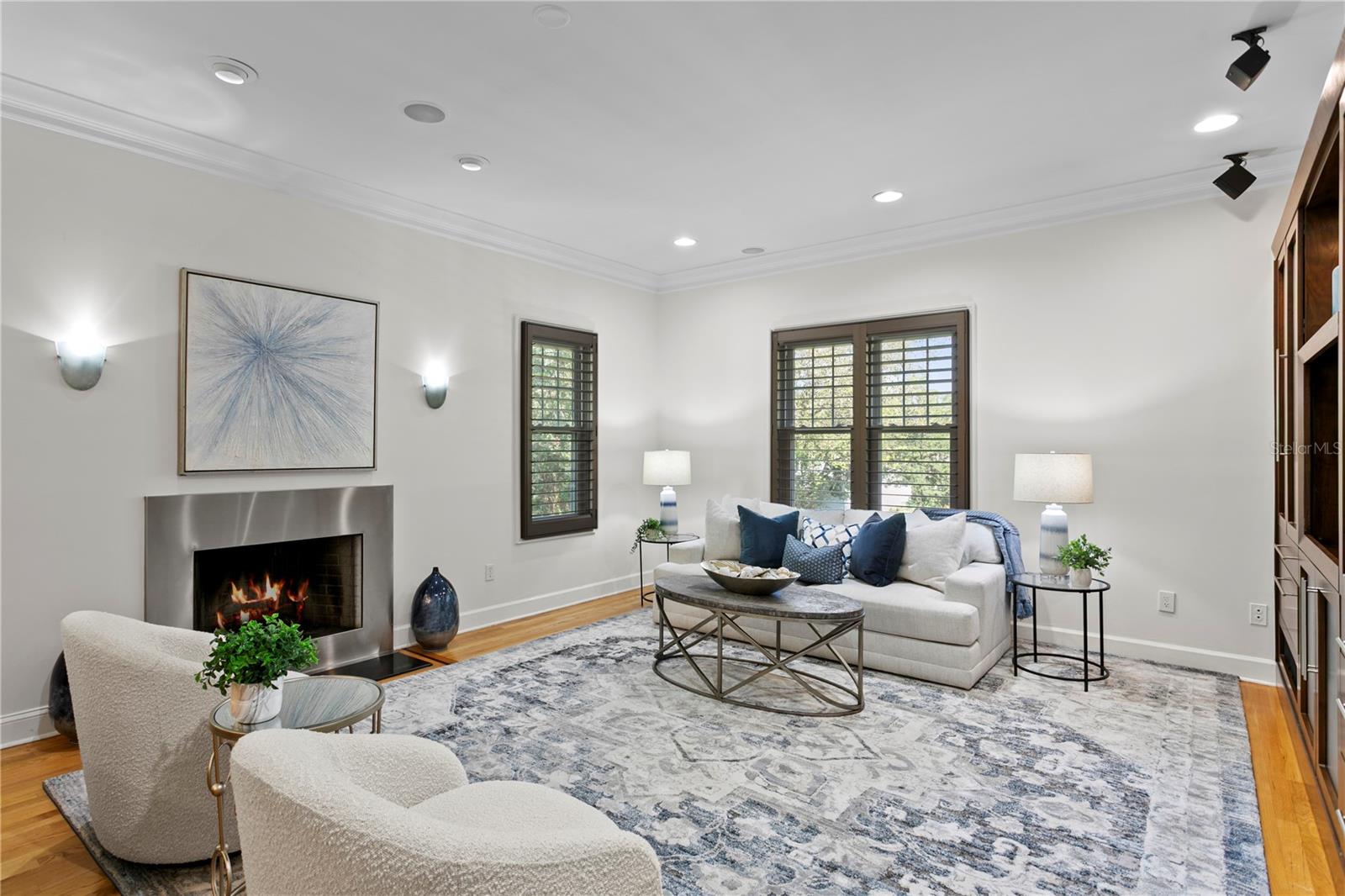 Image 30 of 84 For 811 Rome Avenue