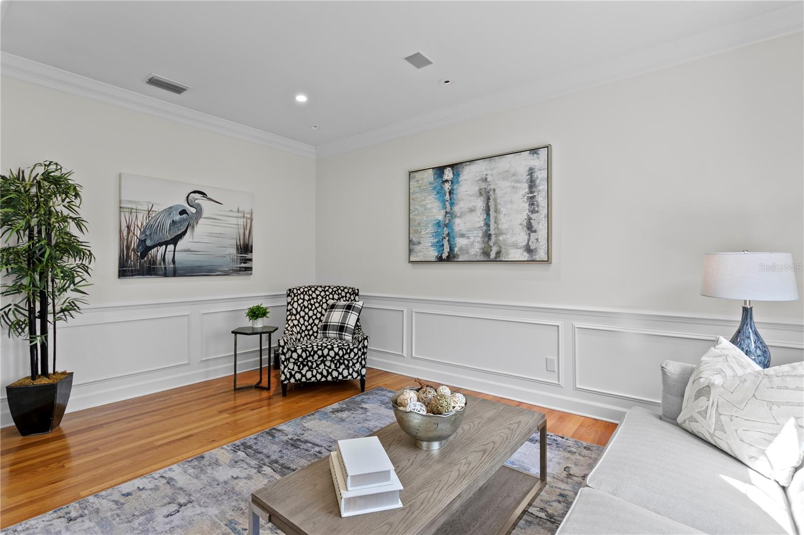 Image 40 of 84 For 811 Rome Avenue