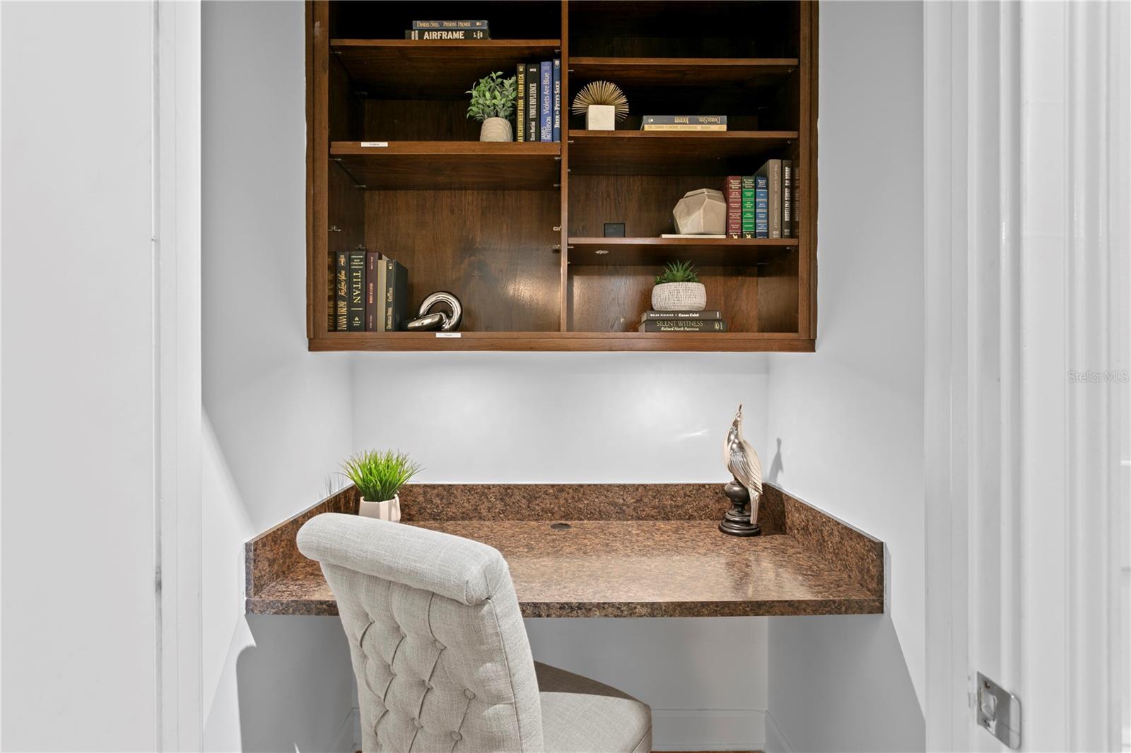 Image 41 of 84 For 811 Rome Avenue