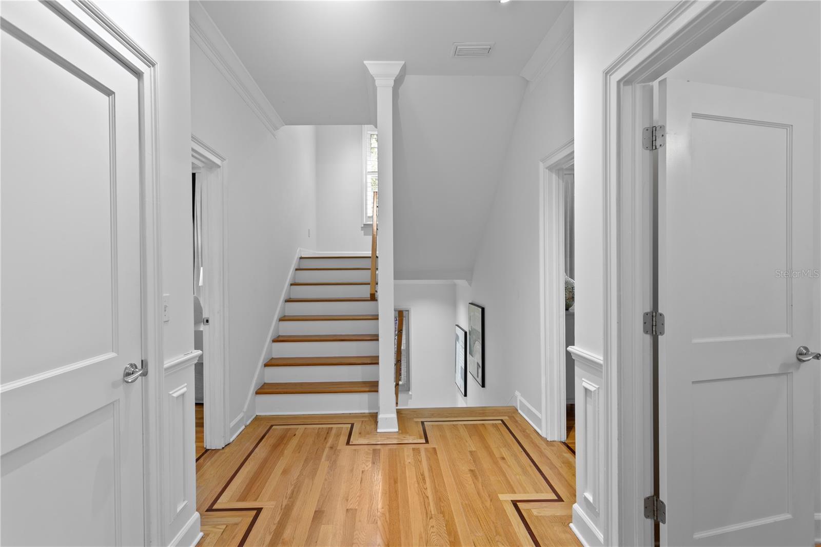 Image 42 of 84 For 811 Rome Avenue