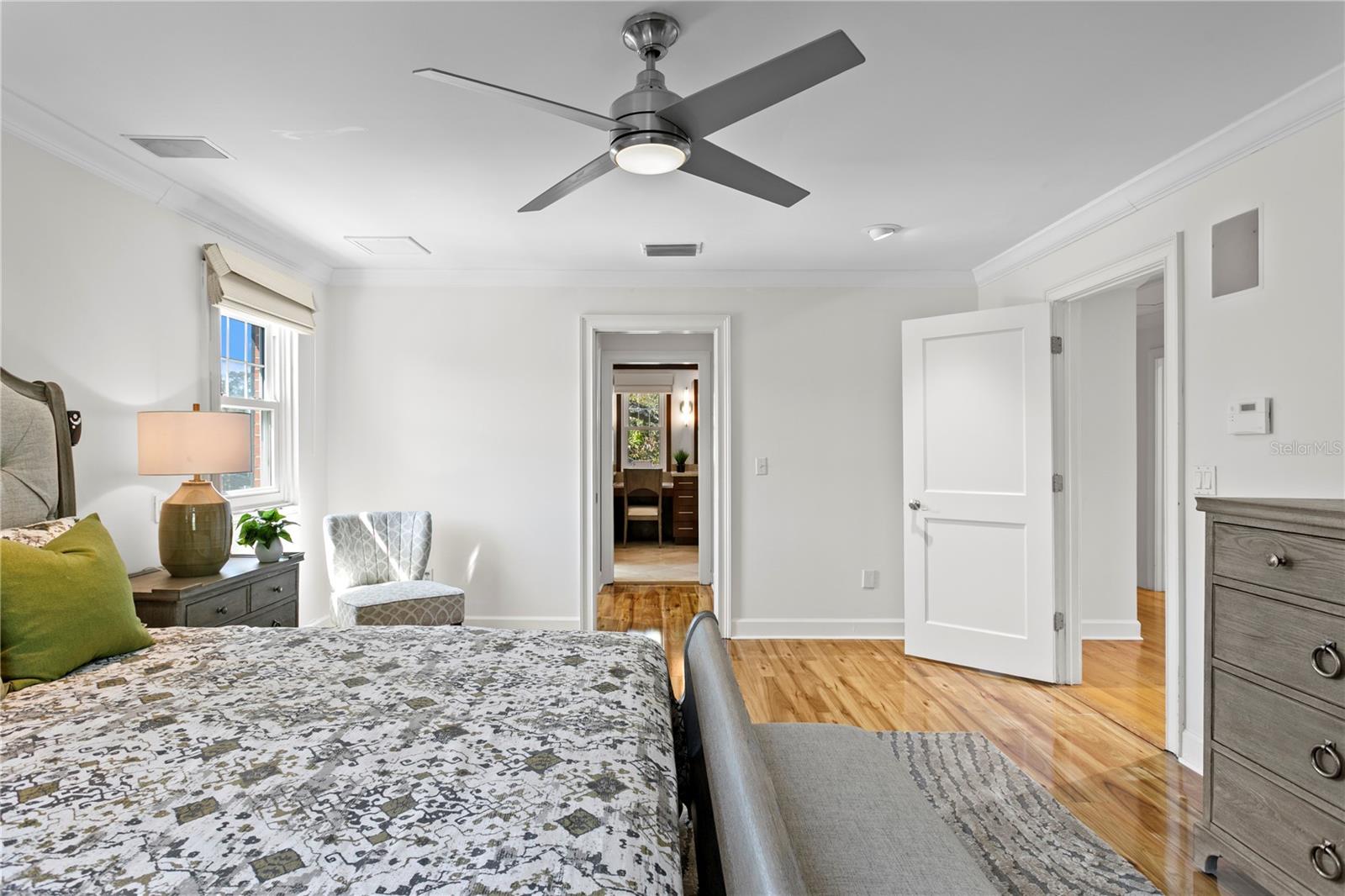 Image 46 of 84 For 811 Rome Avenue