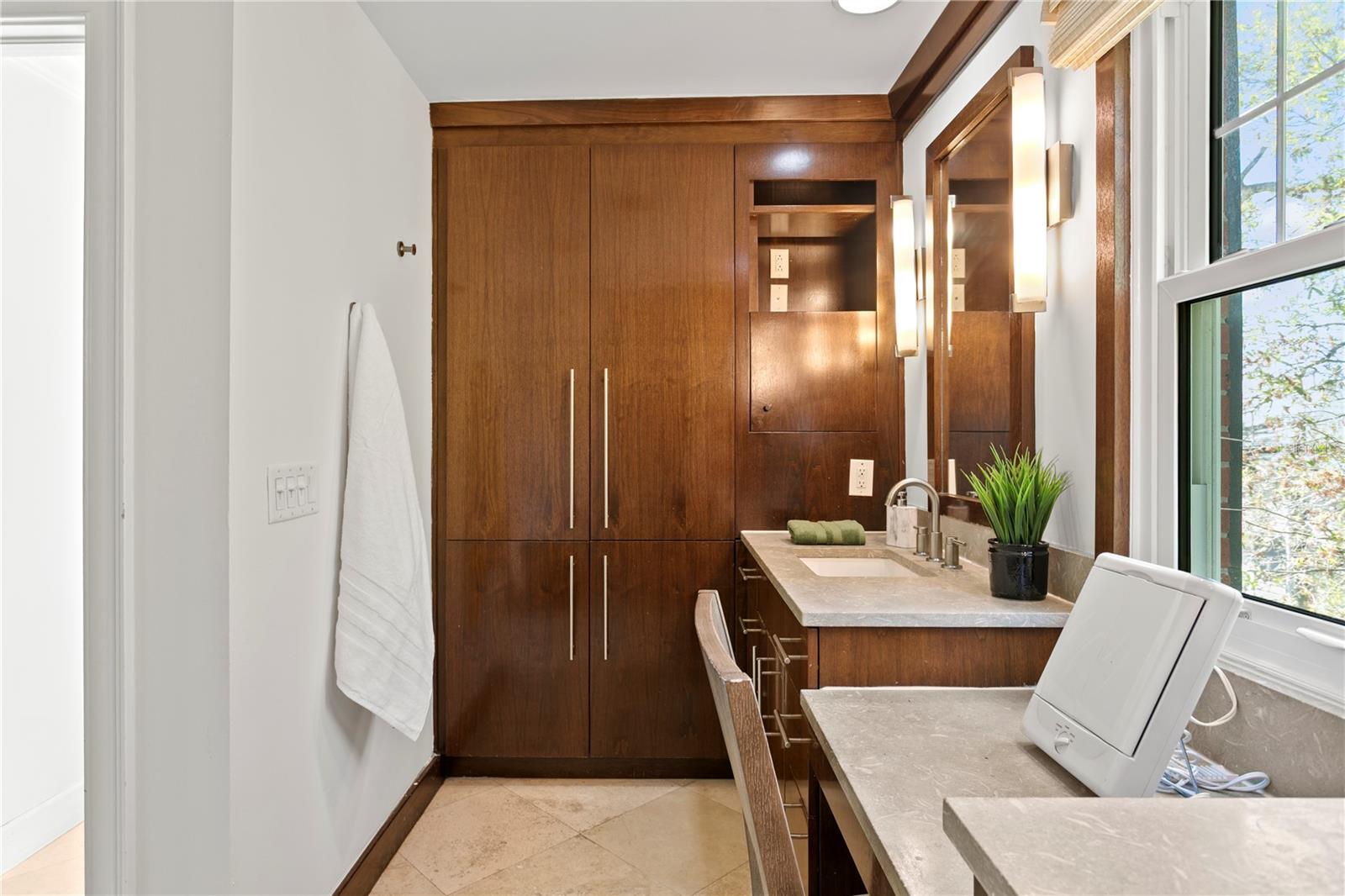 Image 50 of 84 For 811 Rome Avenue