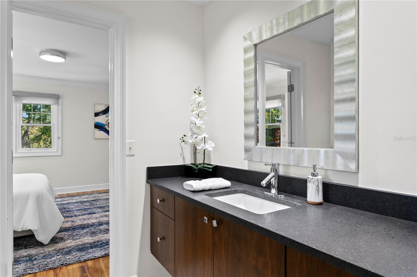 Image 54 of 84 For 811 Rome Avenue