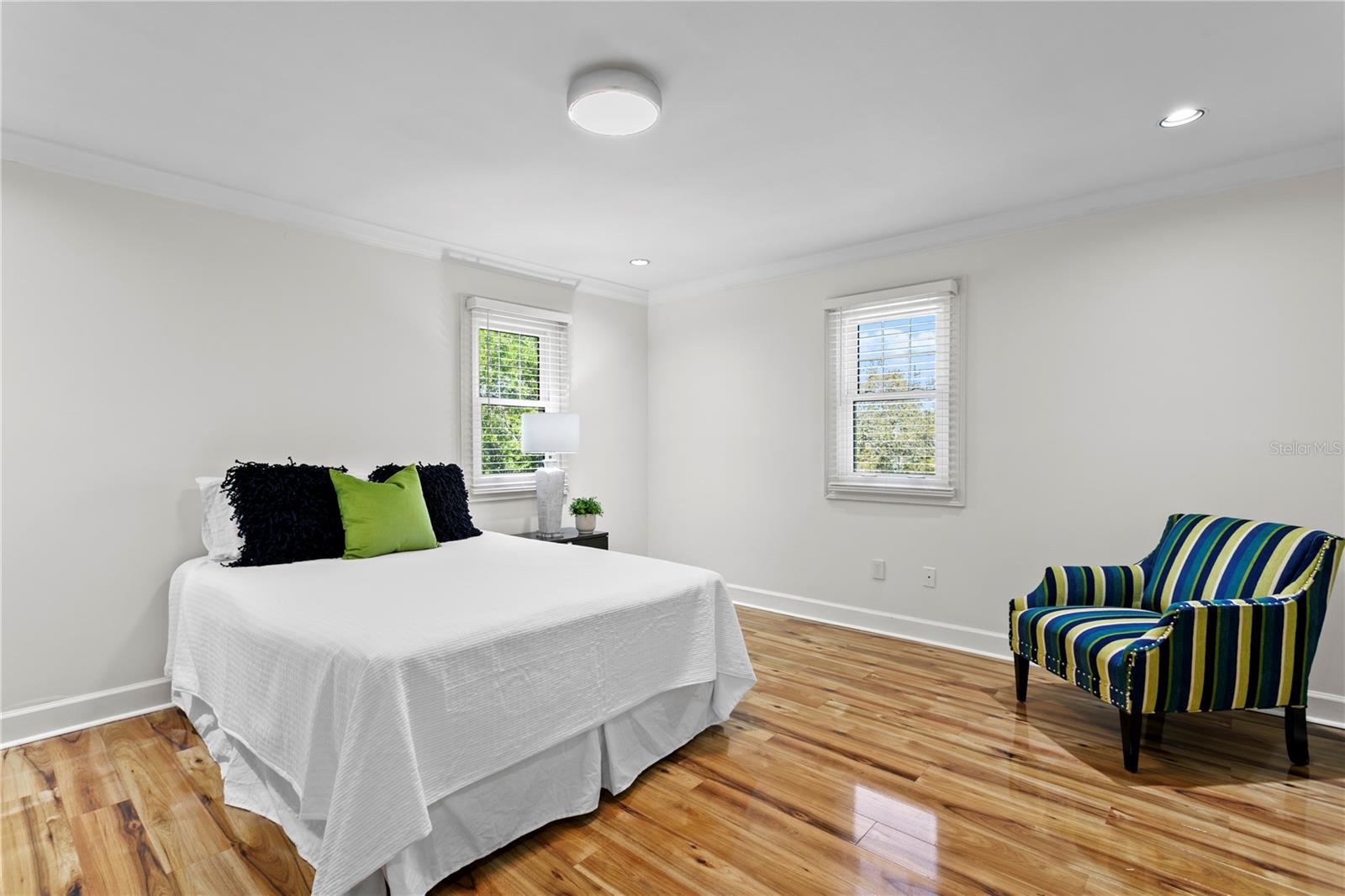 Image 57 of 84 For 811 Rome Avenue