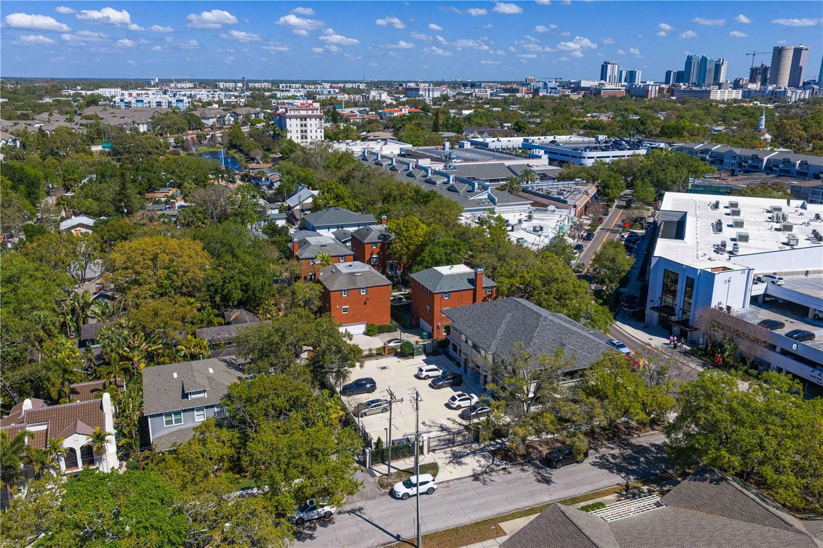 Image 64 of 84 For 811 Rome Avenue