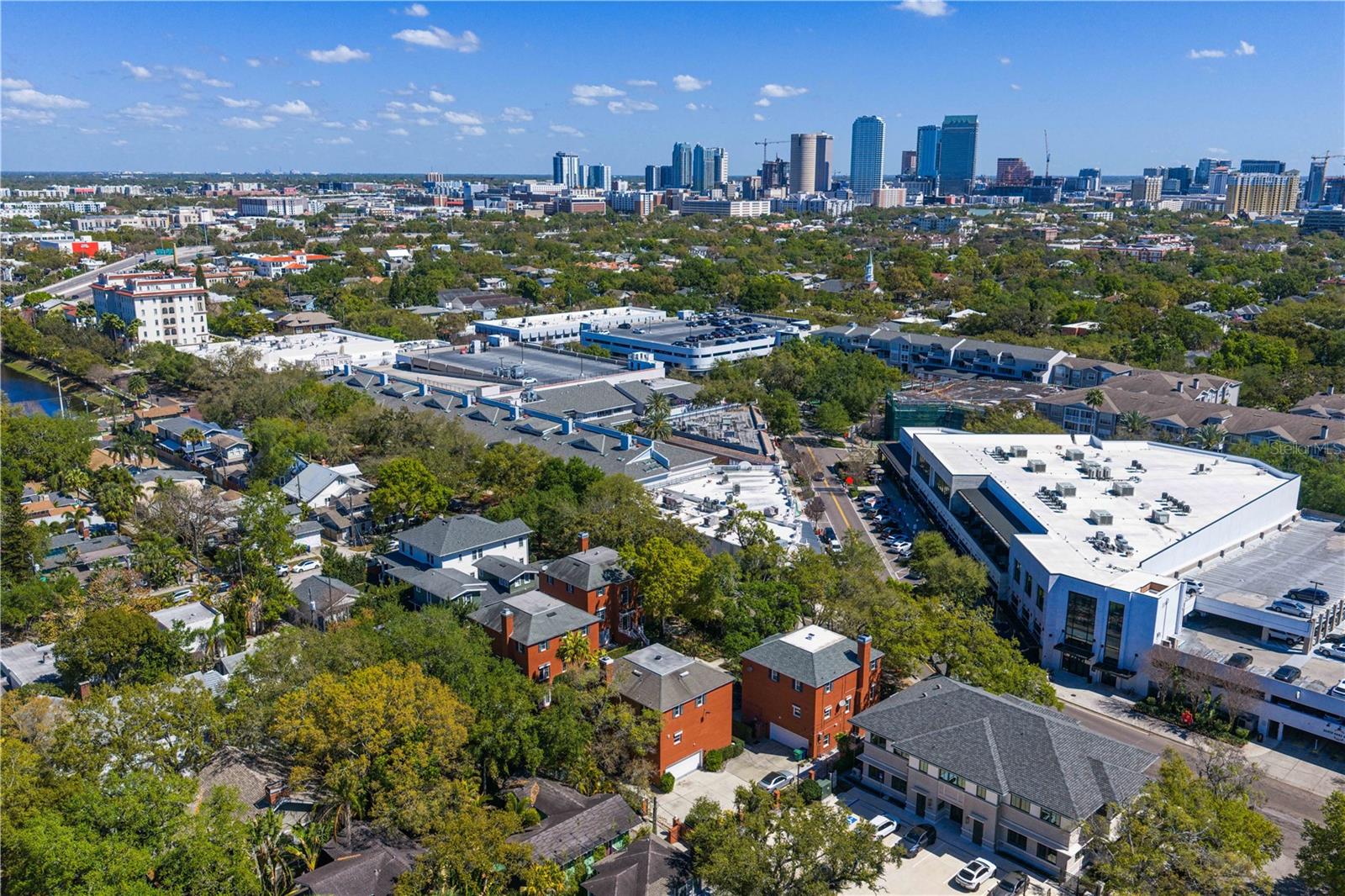 Image 65 of 84 For 811 Rome Avenue