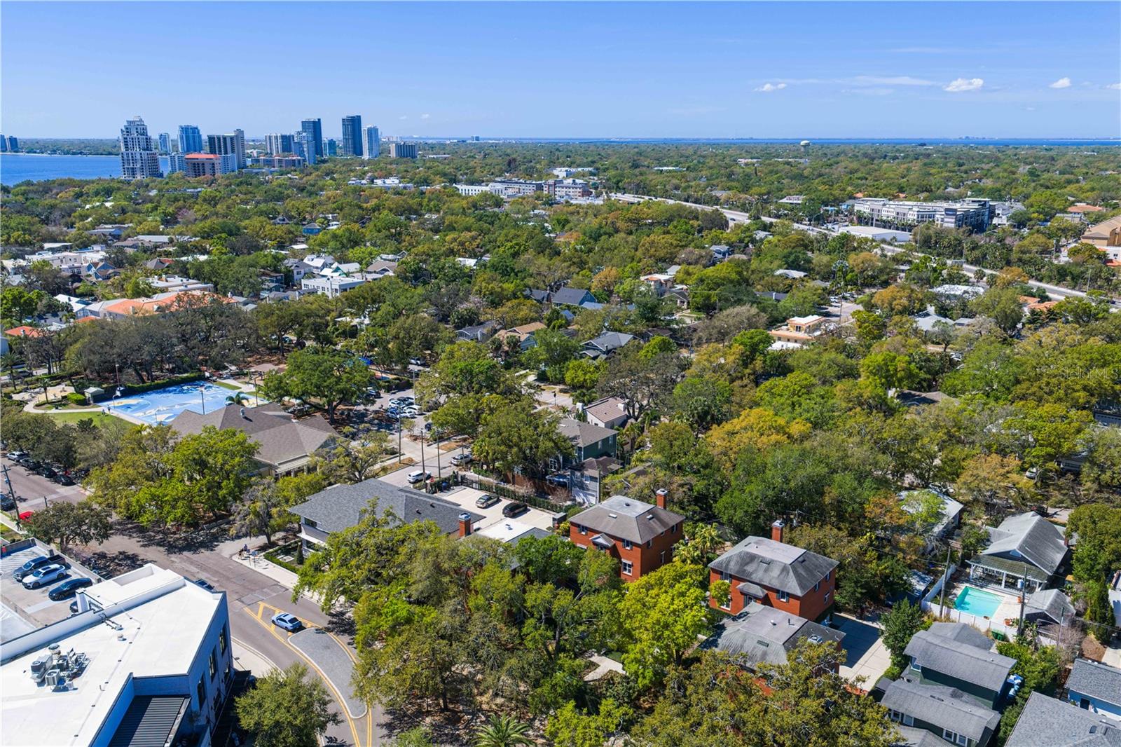 Image 66 of 84 For 811 Rome Avenue