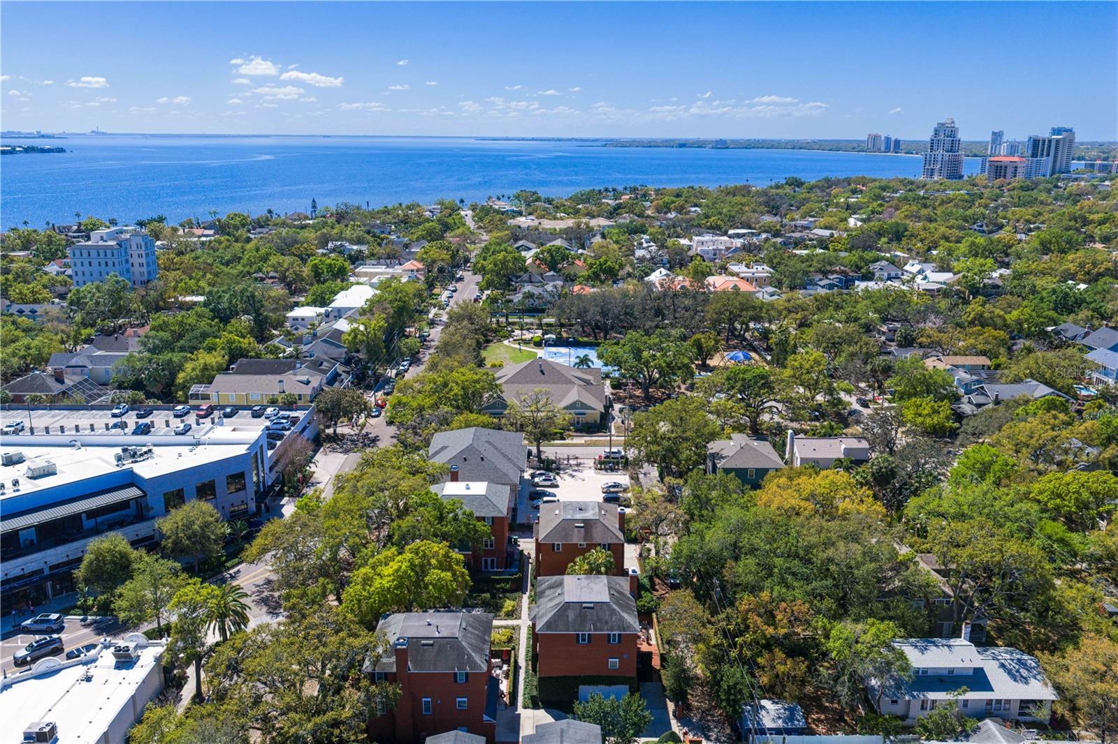 Image 67 of 84 For 811 Rome Avenue