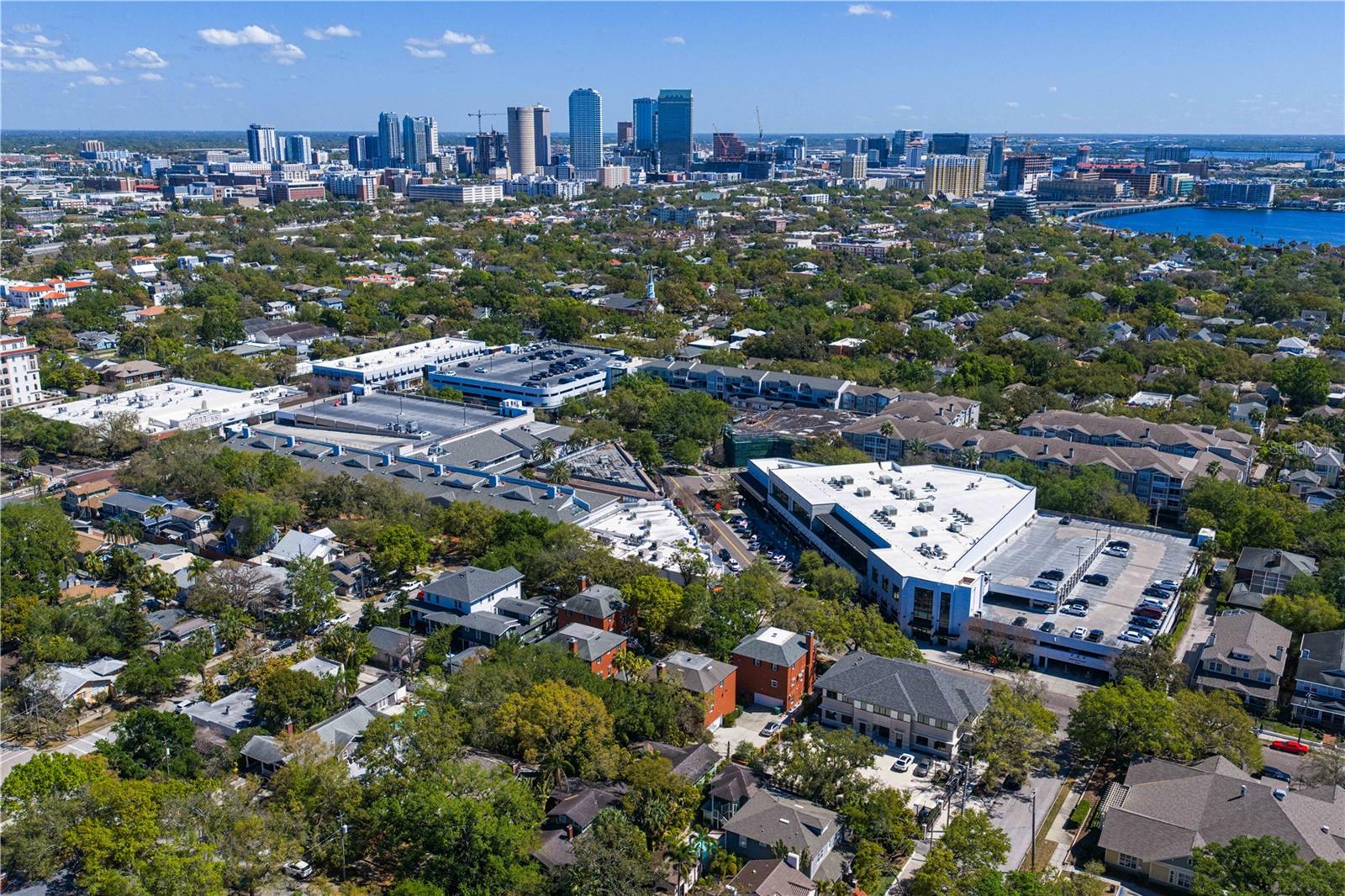 Image 72 of 84 For 811 Rome Avenue