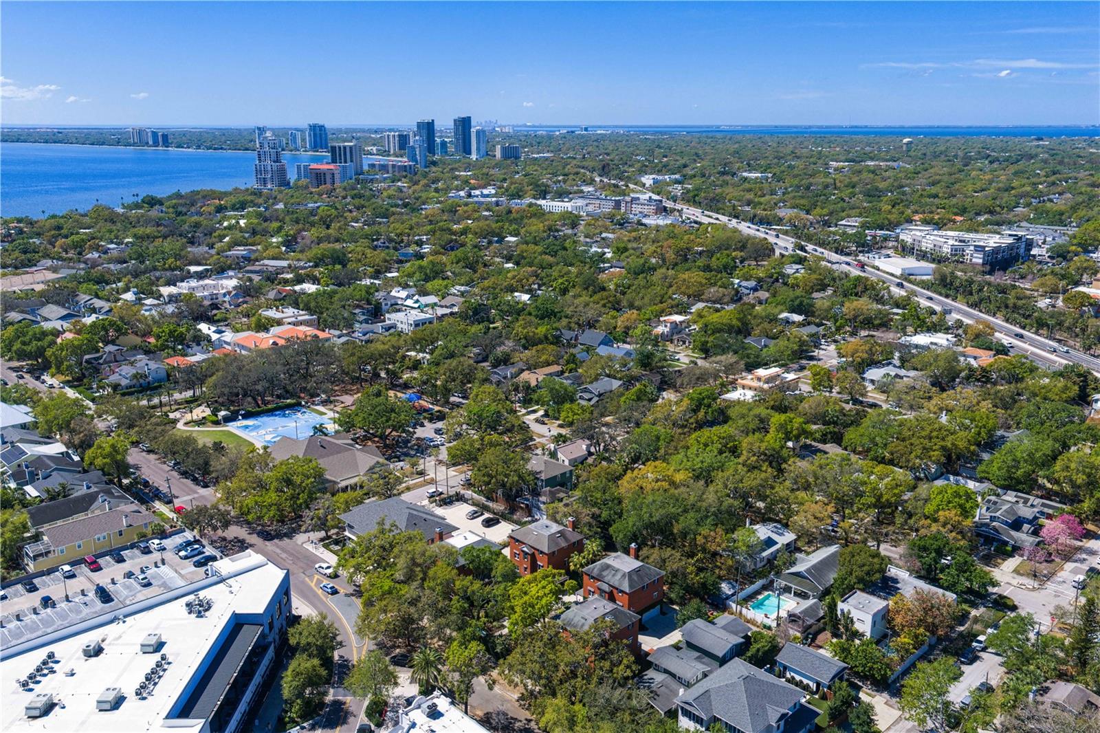 Image 76 of 84 For 811 Rome Avenue