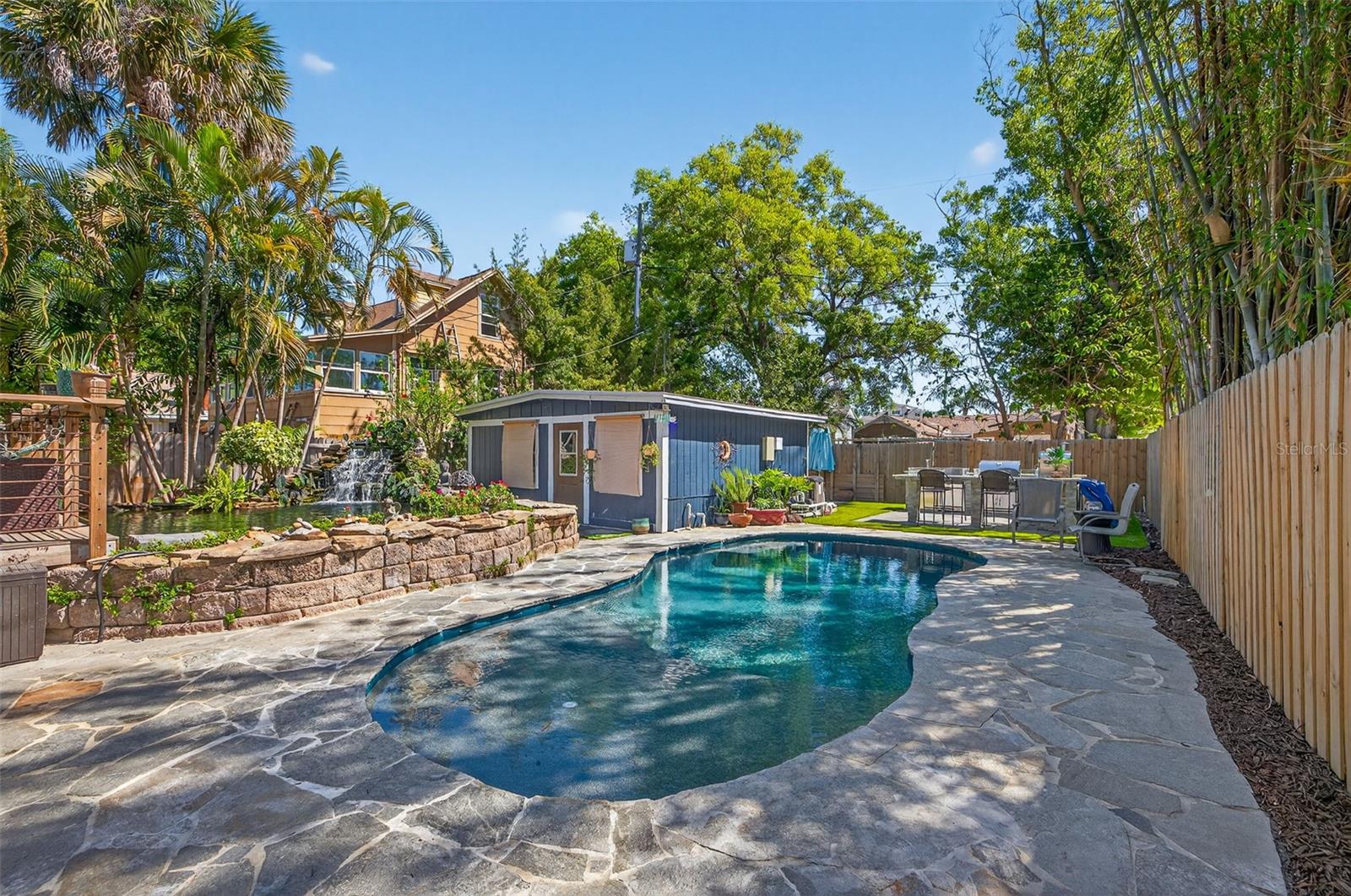 Image 45 of 57 For 2005 Jackson Street N