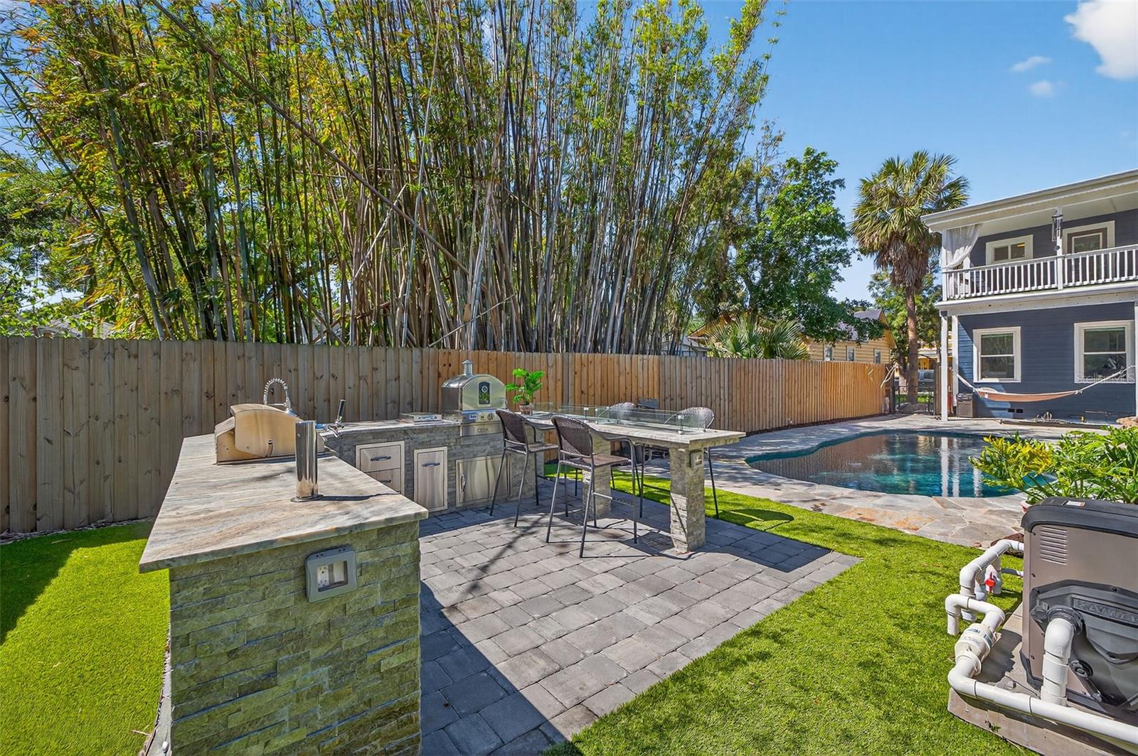 Image 51 of 57 For 2005 Jackson Street N