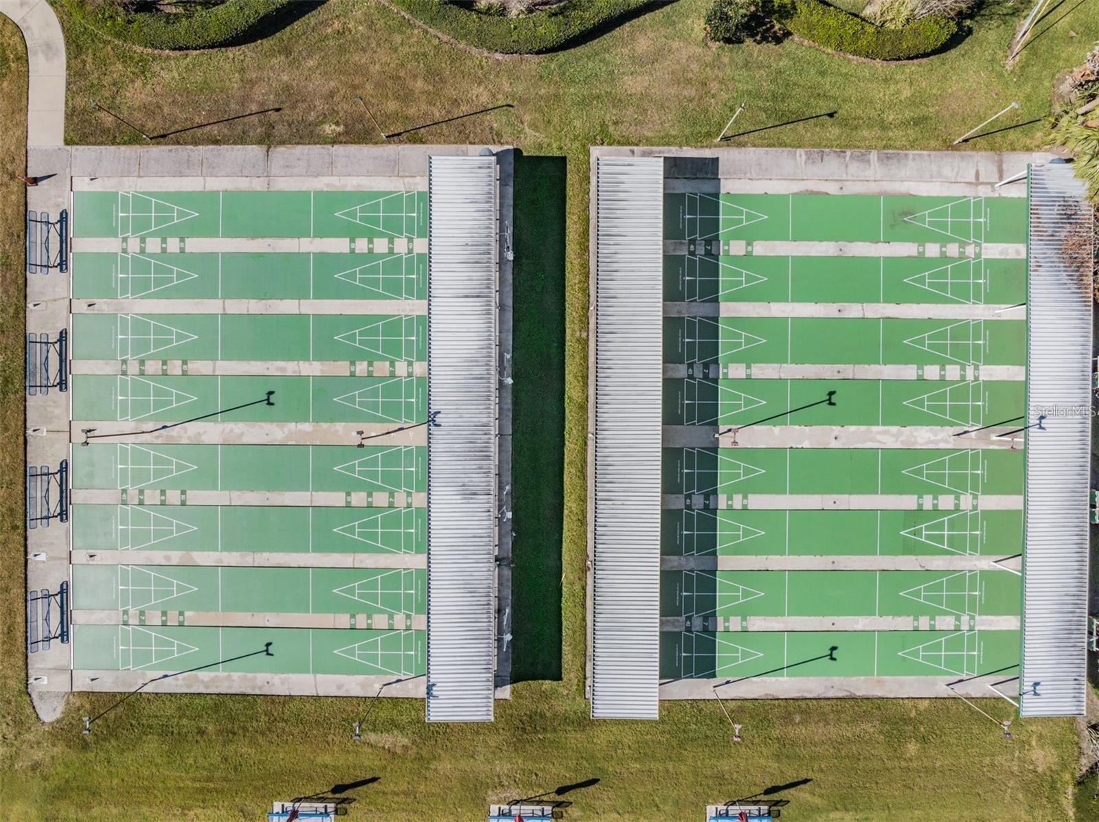 Image 34 of 38 For 216 Gloucester Boulevard 216