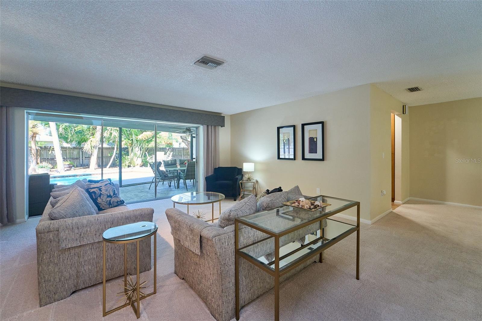 Image 17 of 89 For 2262 Willowbrook Drive