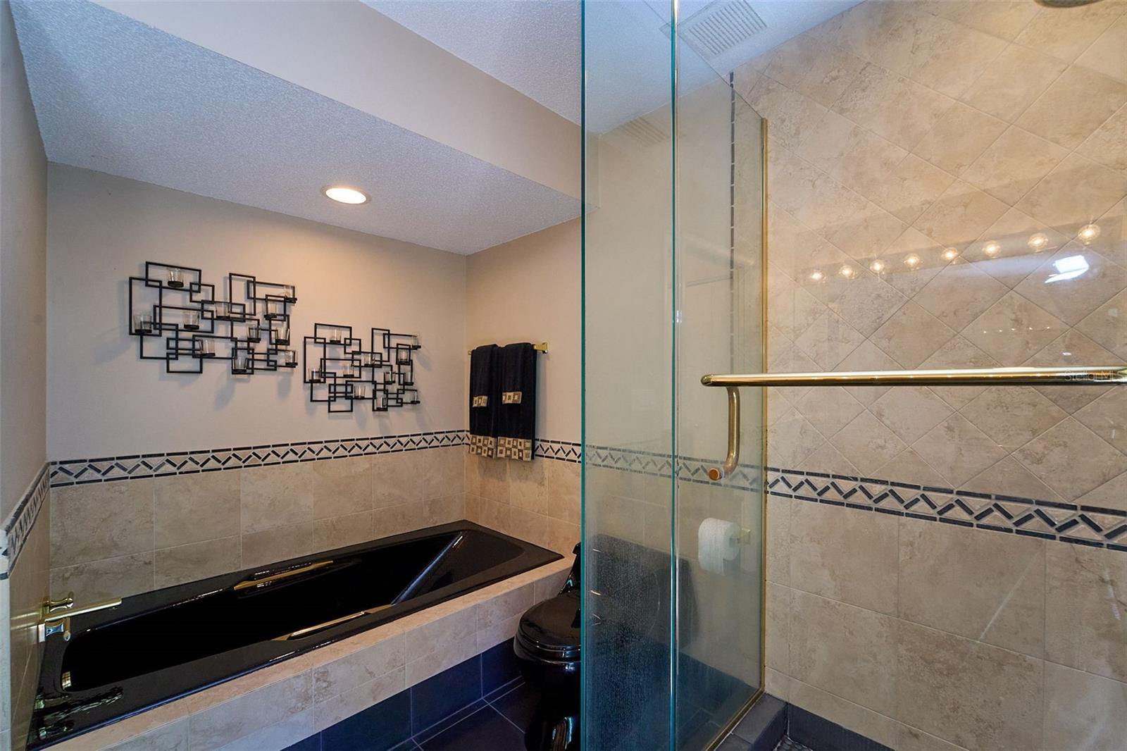 Image 30 of 89 For 2262 Willowbrook Drive