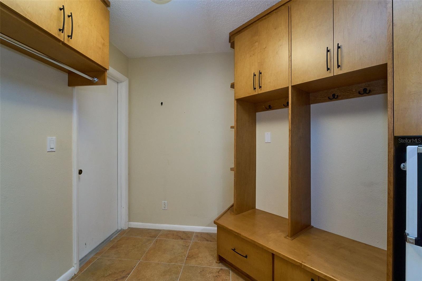 Image 51 of 89 For 2262 Willowbrook Drive