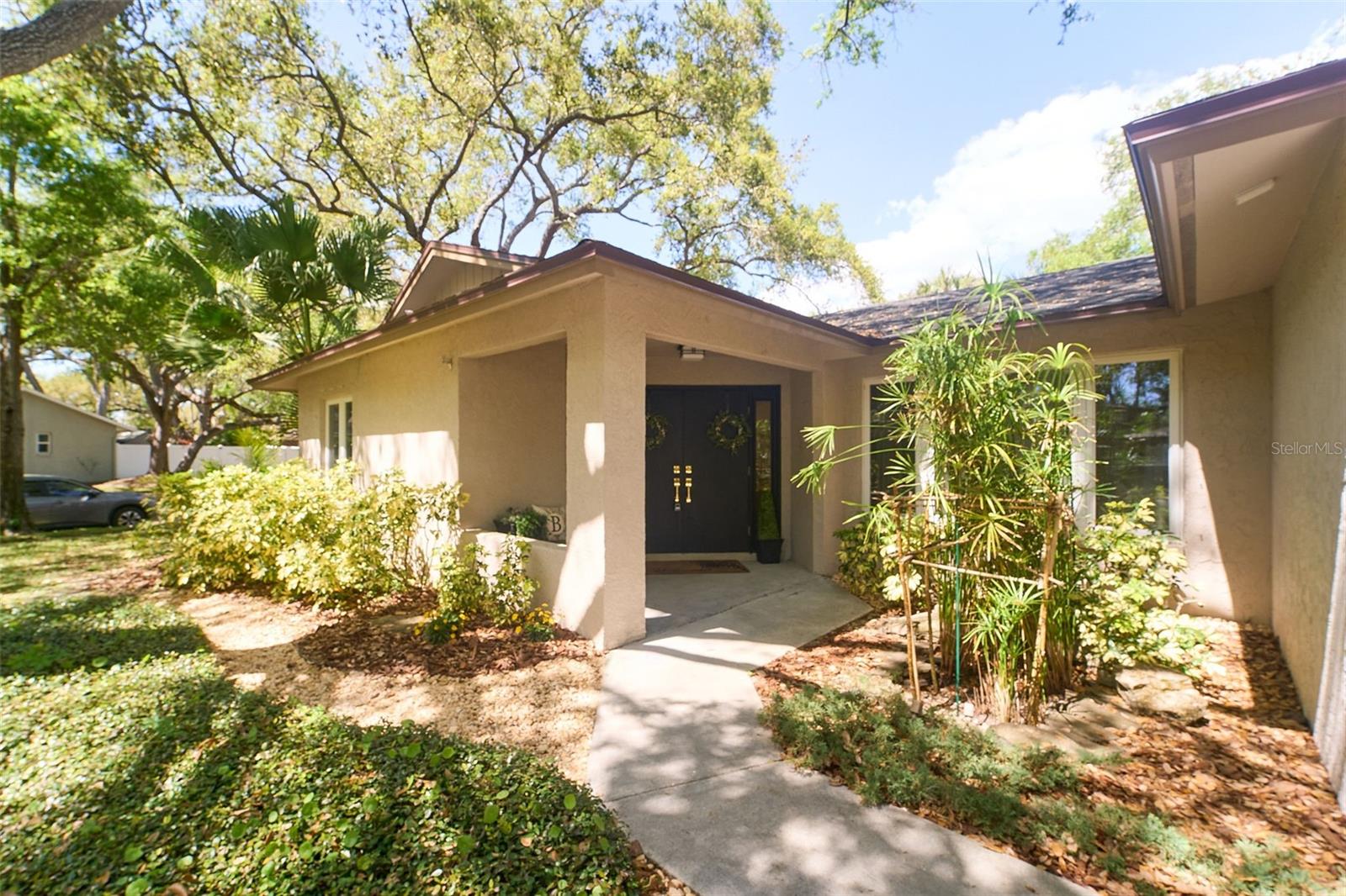 Image 7 of 89 For 2262 Willowbrook Drive