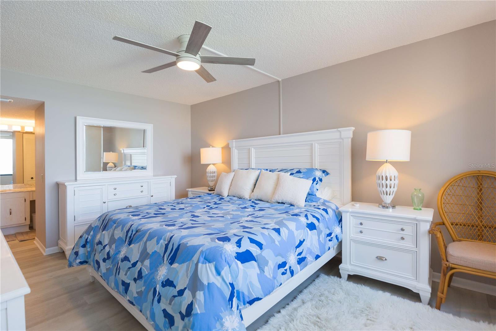 Image 15 of 41 For 5729 Puerta Del Sol Boulevard S 277