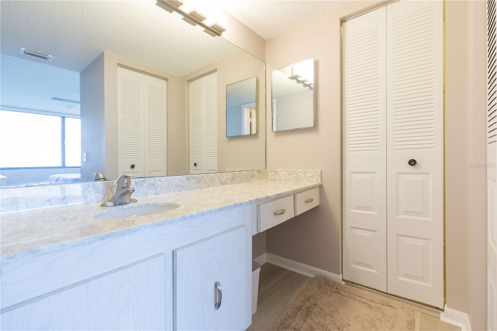 Image 21 of 41 For 5729 Puerta Del Sol Boulevard S 277