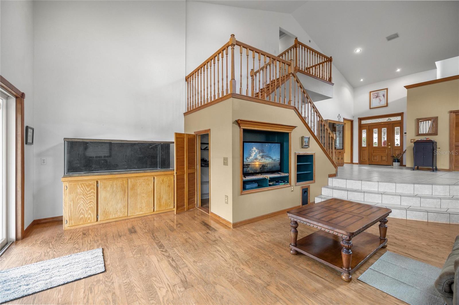 Listing photo id 9 for 4559 Dunklin Street