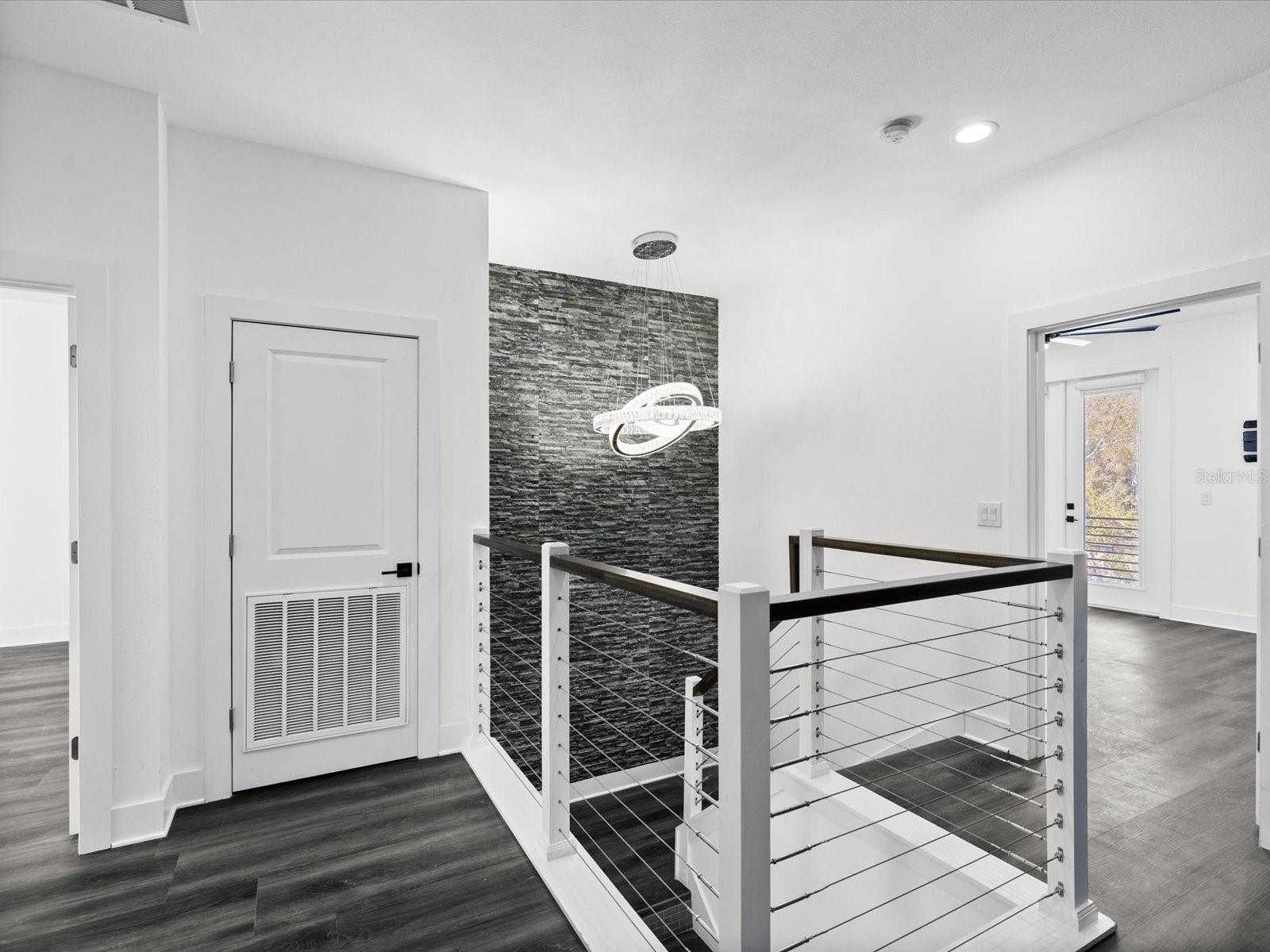 Image 39 of 76 For 5002 Idaho Street